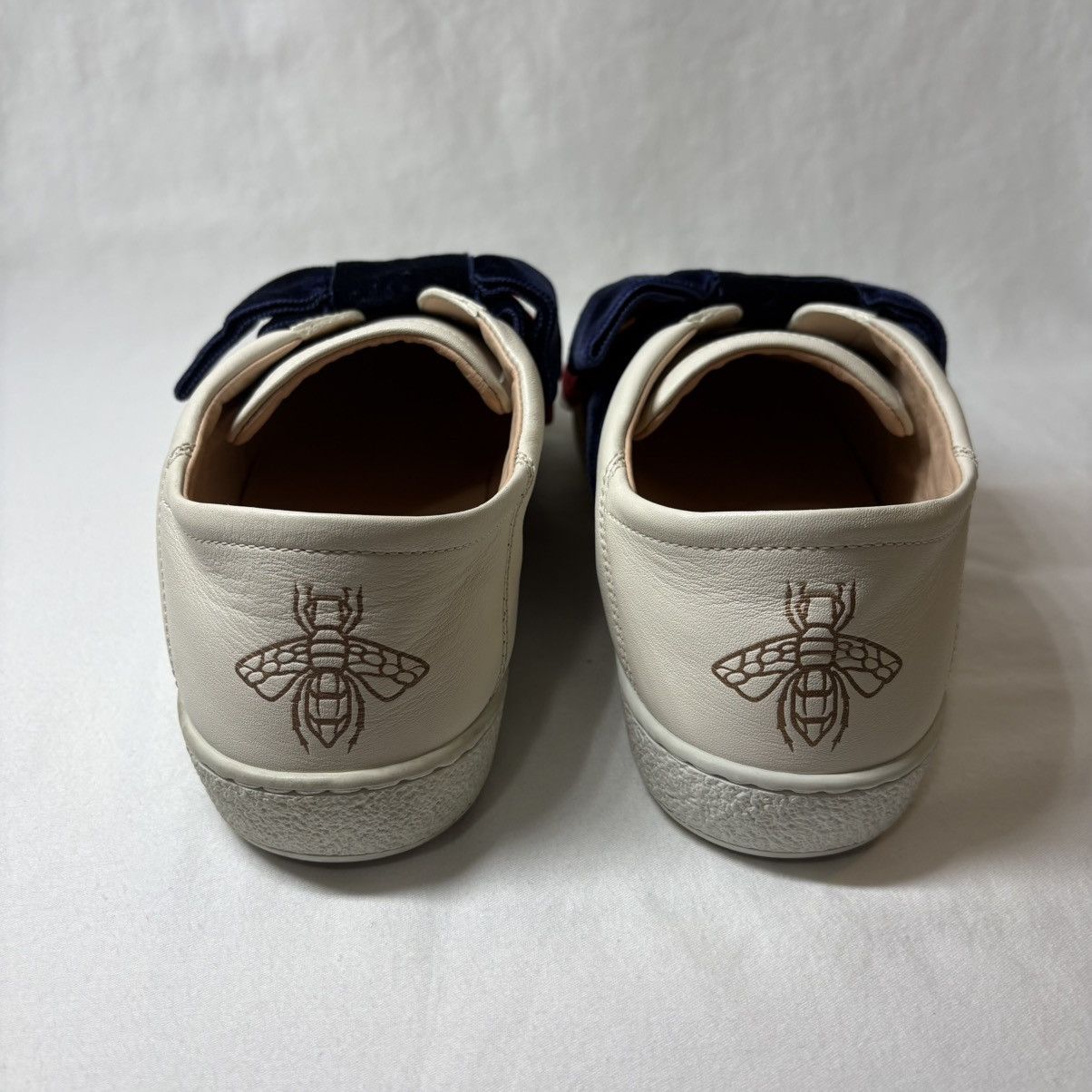 Gucci AUTHENTIC Gucci Sneakers with Velvet Bows Size US 8 / IT 38 - 5 Thumbnail