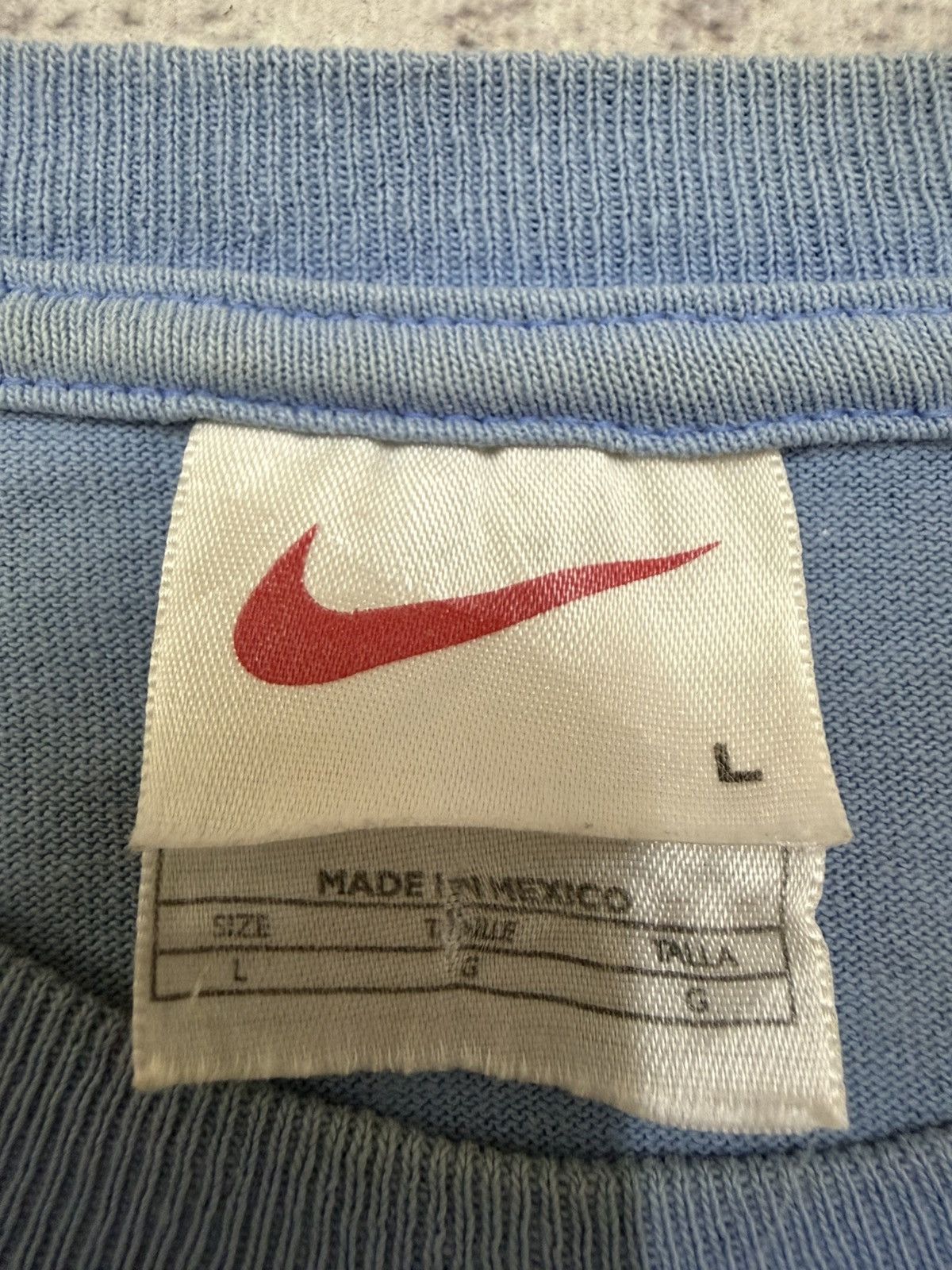Nike VINTAGE 90s NIKE SWOOSH DISTRESSED LONGSLEEVE TSHIRT Size US S / EU 44-46 / 1 - 6 Thumbnail