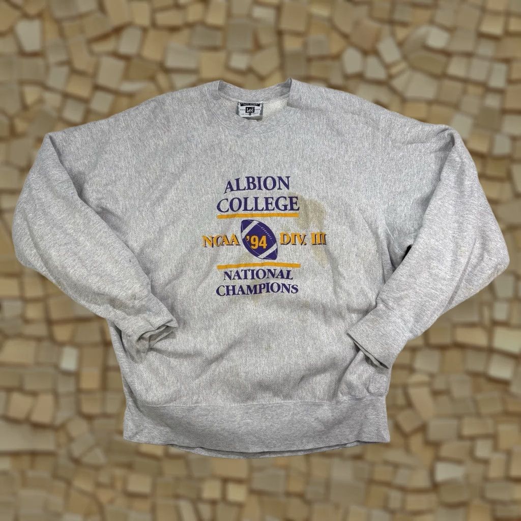 Lee VINTAGE Lee Sweatshirt XL Crewneck Pullover National Champions 1994 USA Gray Graphic Print College NCAA Shirt Men Size US XL / EU 56 / 4 - 1 Thumbnail