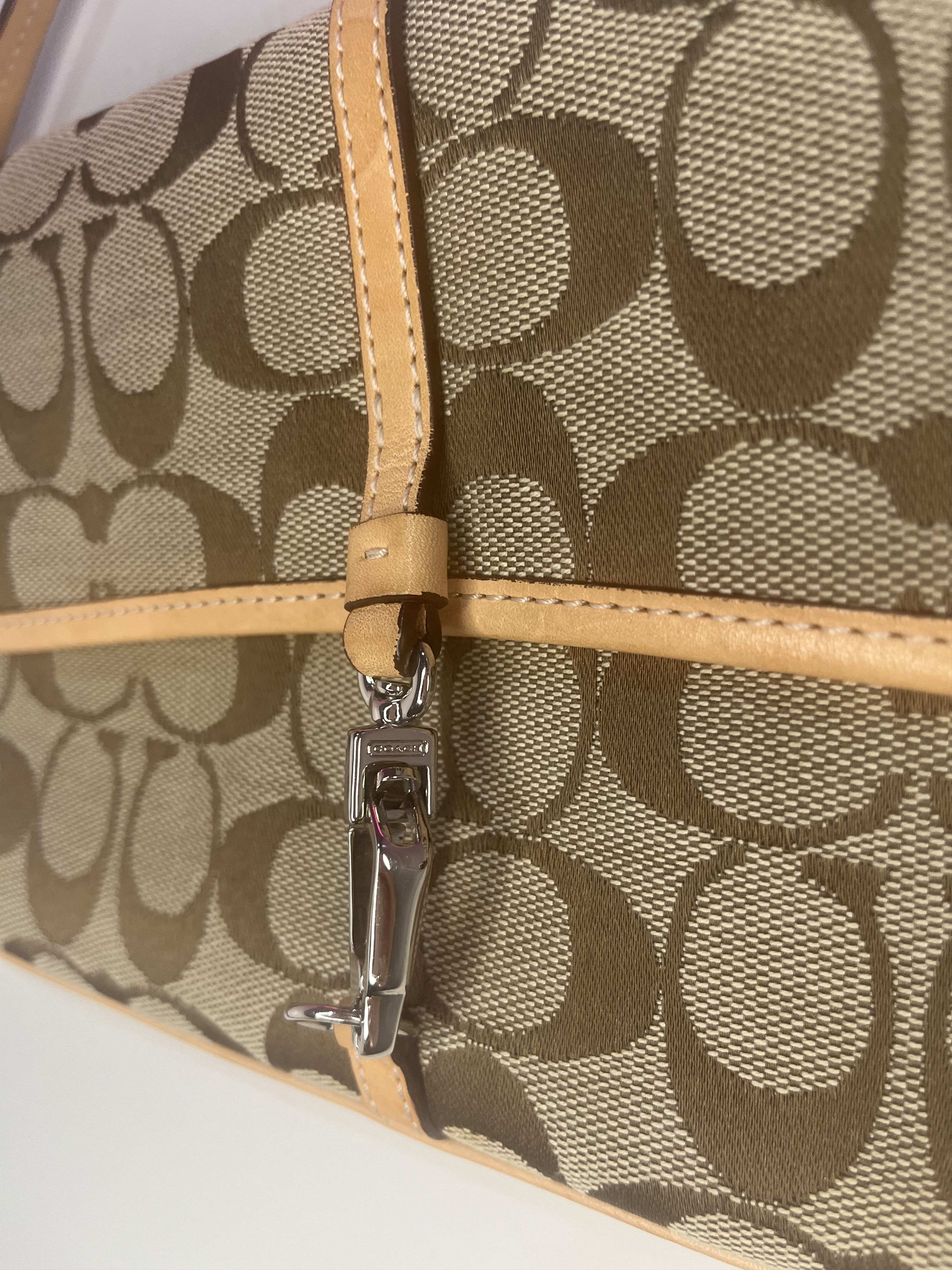 Coach Vintage Coach Hampton Shoulder Bag Tan/Khaki Signature Size ONE SIZE - 2 Thumbnail