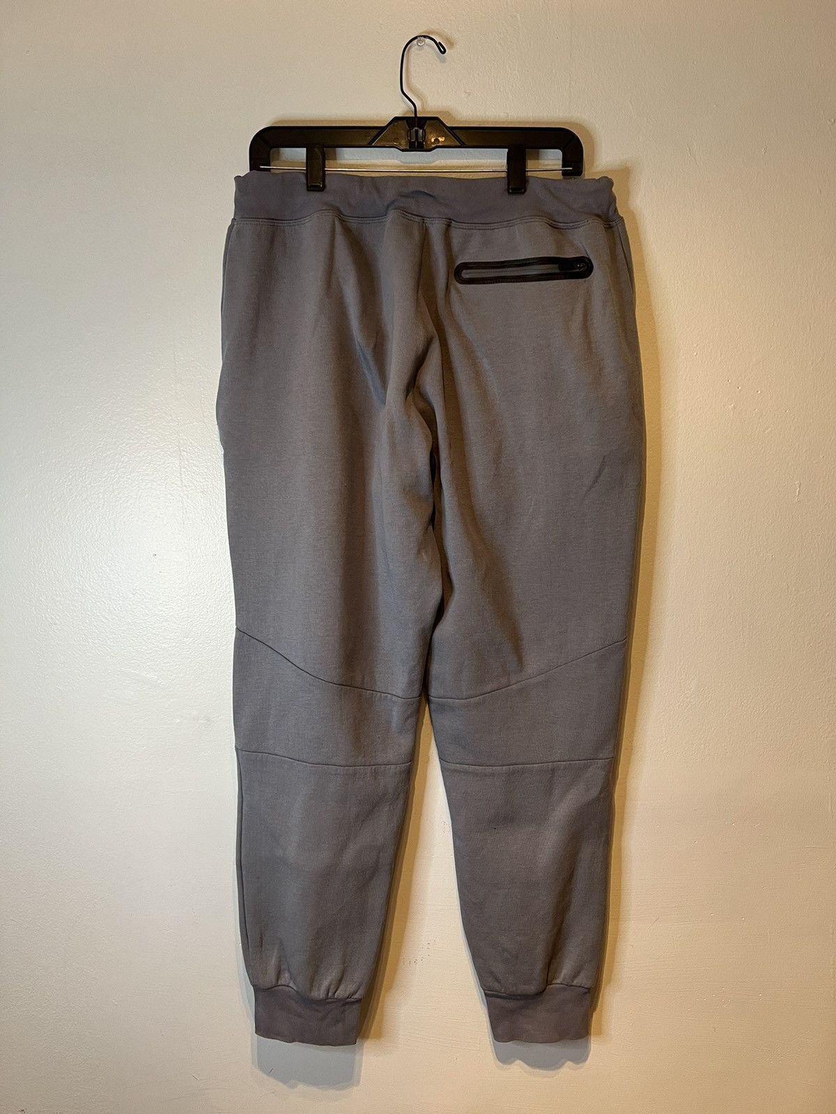 Jordan Brand × Nike Jordan Pants Mens XL Tech Fleece Jogger Sportswear Pockets Size US 41 - 4 Thumbnail