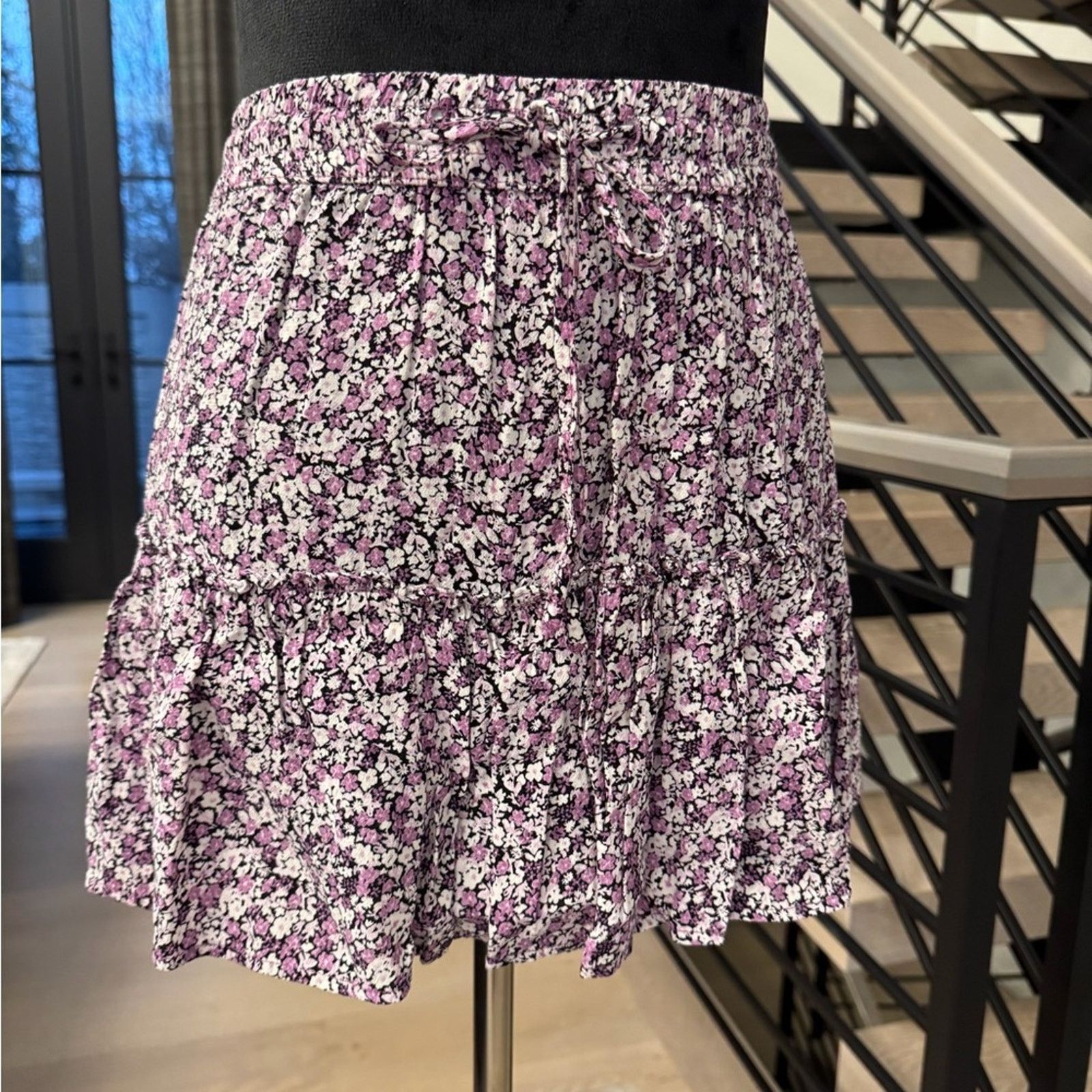 Zara Y2K Zara Floral Purple Skort with shorts underneath size S Size 25" / US 0 / IT 36 - 5 Thumbnail