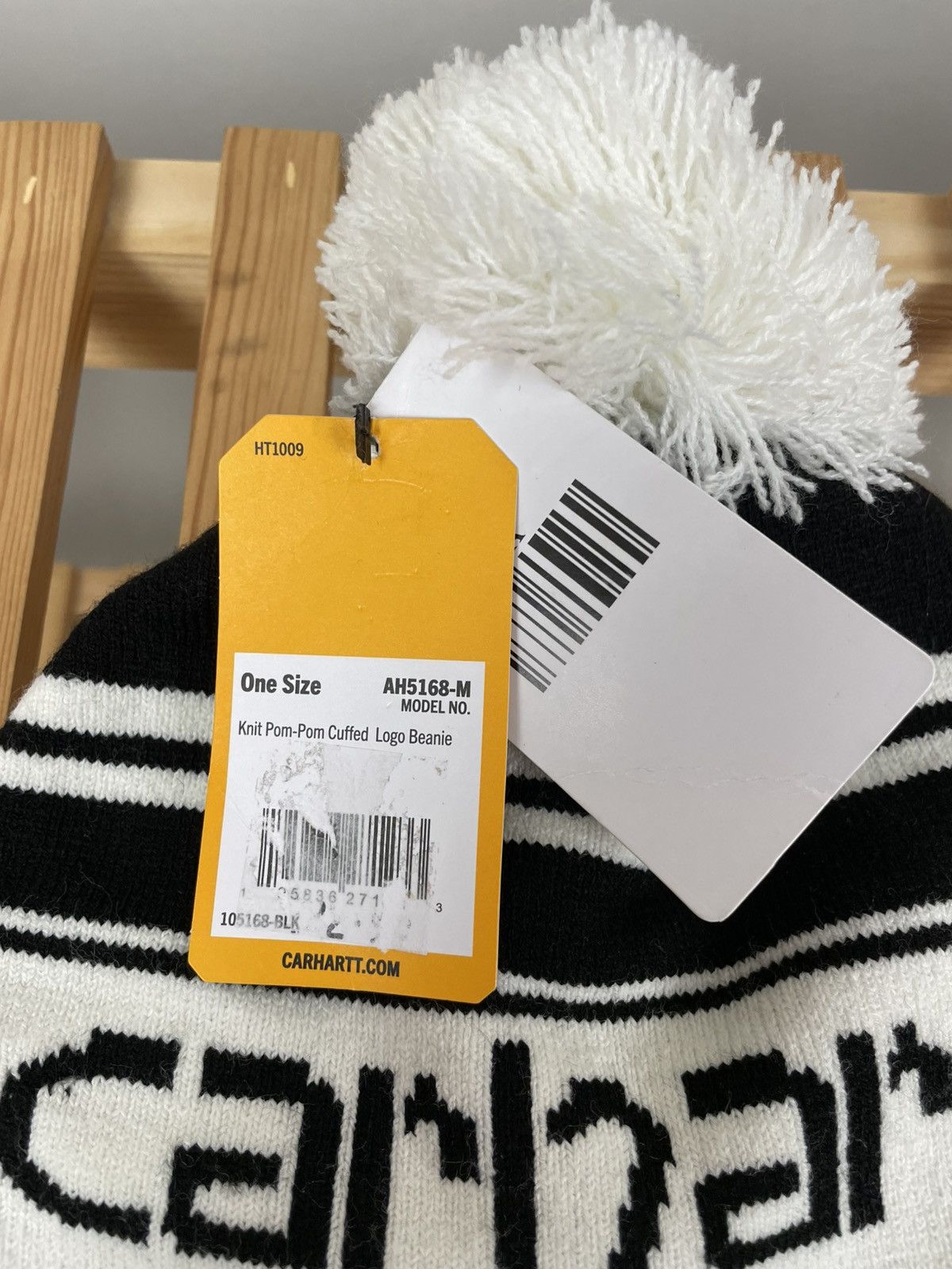 Carhartt Carhartt knit pom pom cuffed logo beanie Size ONE SIZE - 2 Thumbnail
