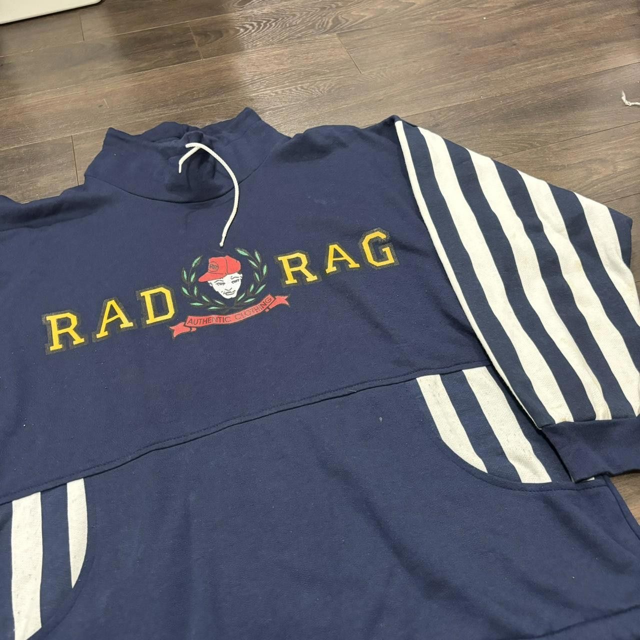 Designer Vintage Rad Rag Authentic Clothing Sweatshirt 990s L/XL Size US L / EU 52-54 / 3 - 1 Thumbnail