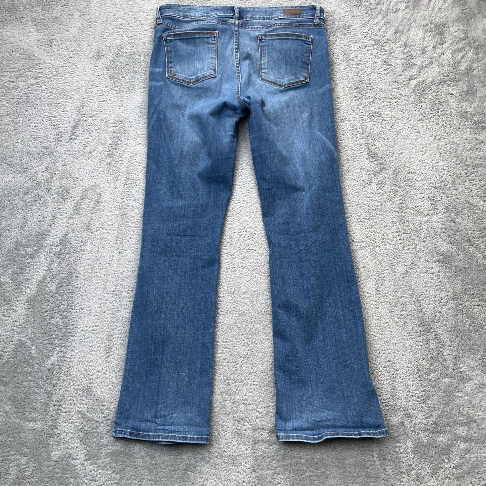 Vintage KUT from the Kloth Jeans Womens 12S Blue Bootcut Denim Logo Stretch Cotton Bootcut Jeans Women 12 Regular Inseam 31 in Navy Blue Logo 5-Pocket Size 34" / US 12 / IT 48 - 6 Thumbnail
