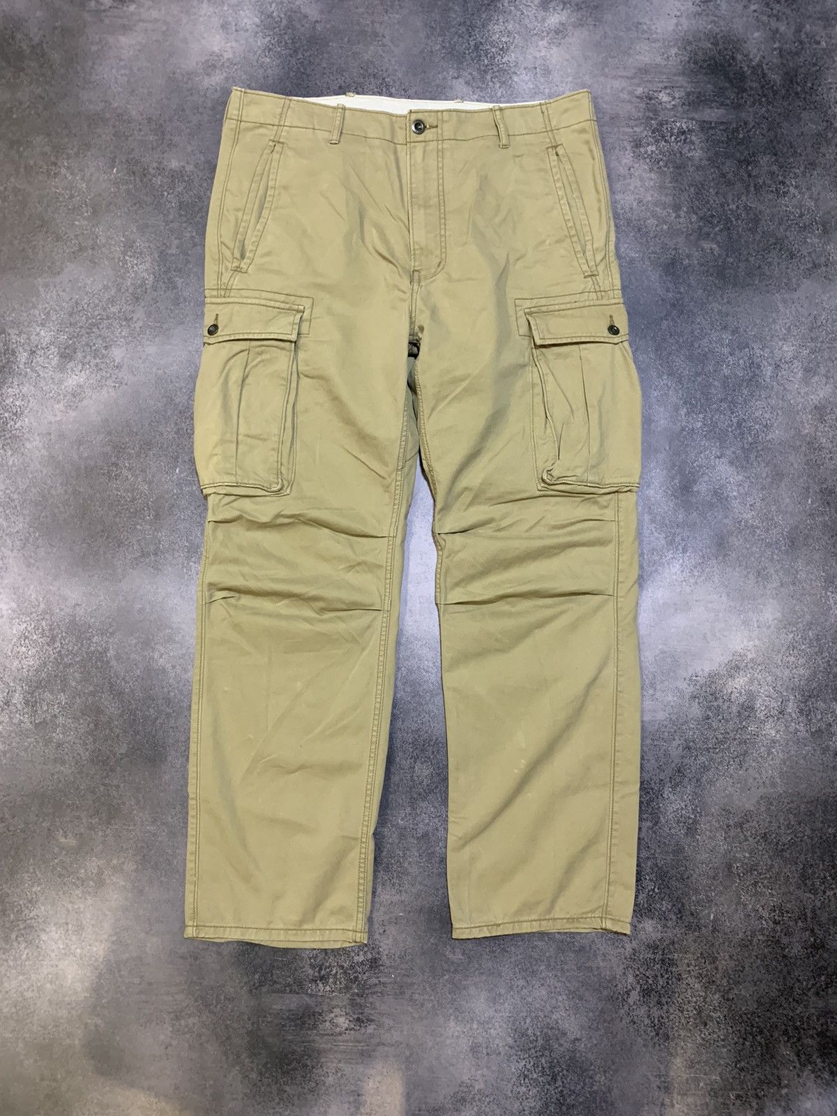 Vintage Y2K Levi's Cargo Pants