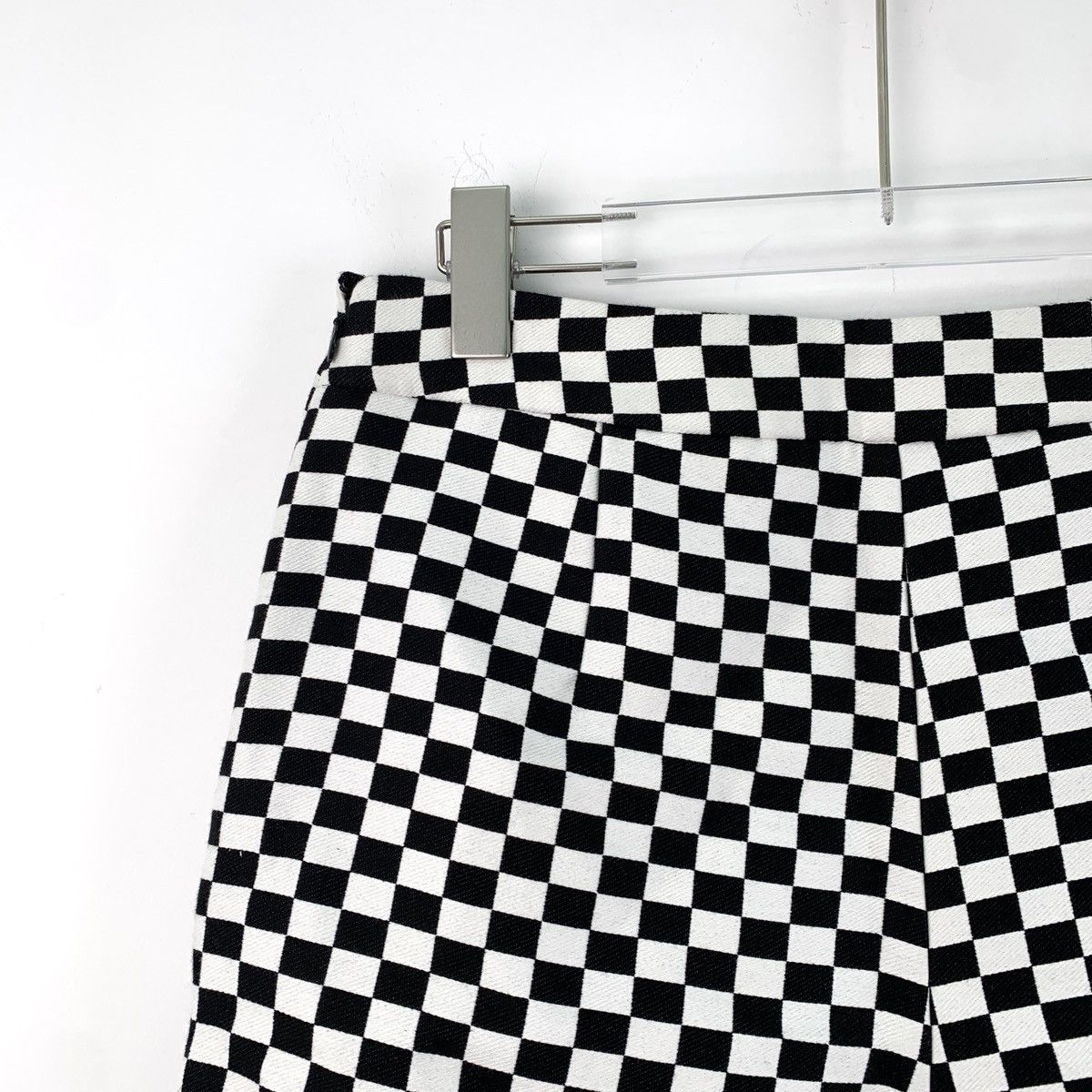 Dior Christian Dior Black & White Checkered Casual Shorts K26WX Size 27" / US 4 / IT 40 - 3 Thumbnail