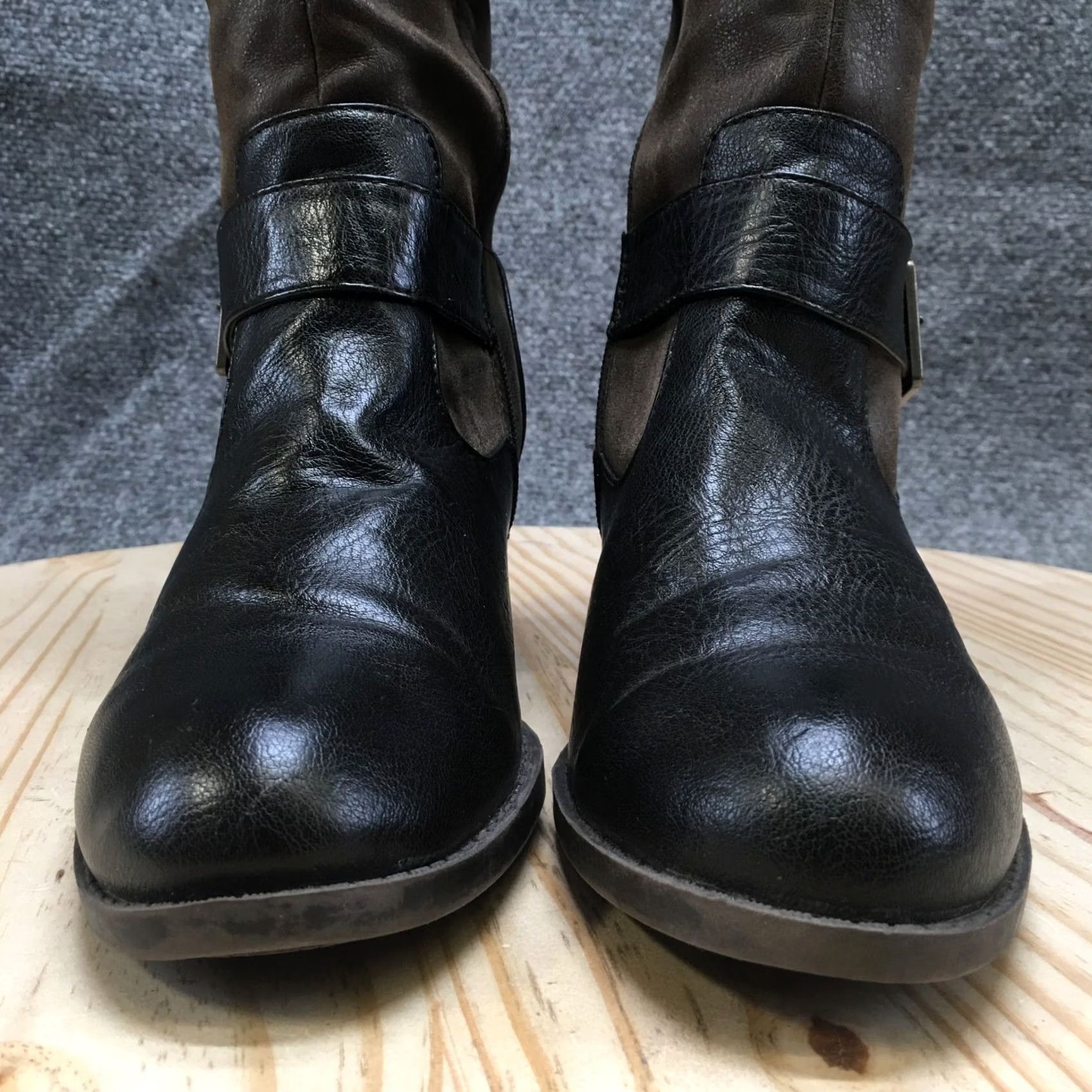 Croft & Barrow Croft & Barrow Boots Women 9.5 Black Knee High Buckle Strap Zip Block Heel Riding Boot Vintage: No Size US 10 / IT 40 - 3 Thumbnail