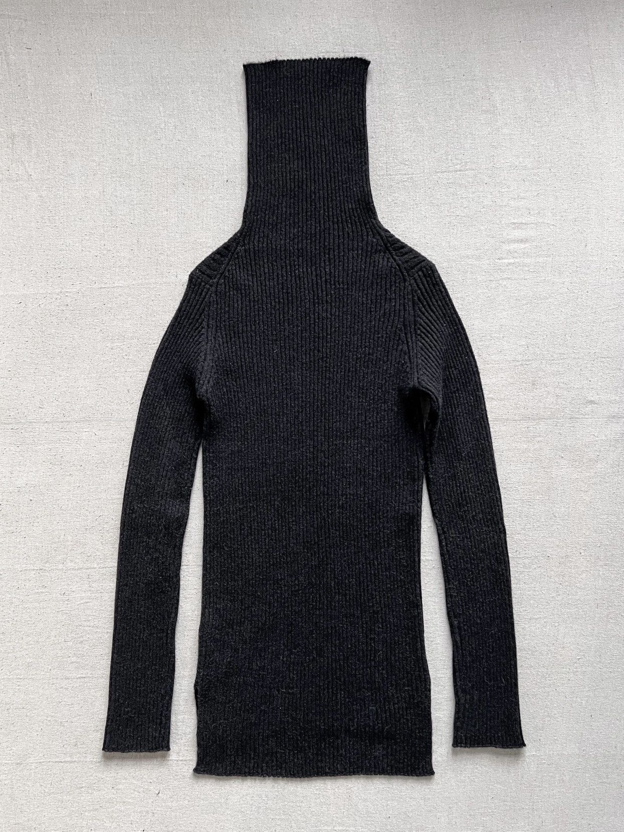 Ann Demeulemeester Ann Demeulemeester Elongated Alpaca Turtleneck Sweater Size US S / EU 44-46 / 1 - 3 Thumbnail