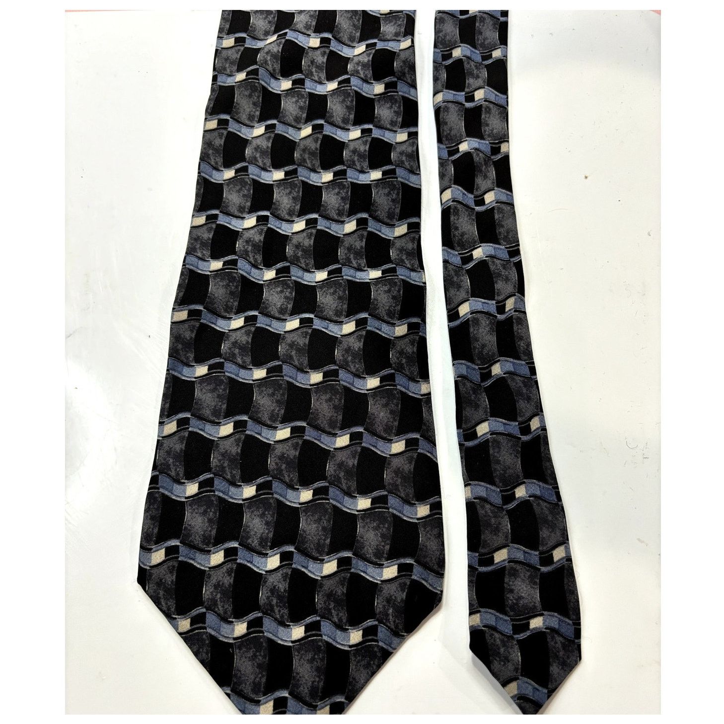 Dockers DOCKERS Khakis Men's 100% Silk Blue & Black Pattern Neck Tie Size ONE SIZE - 3 Thumbnail