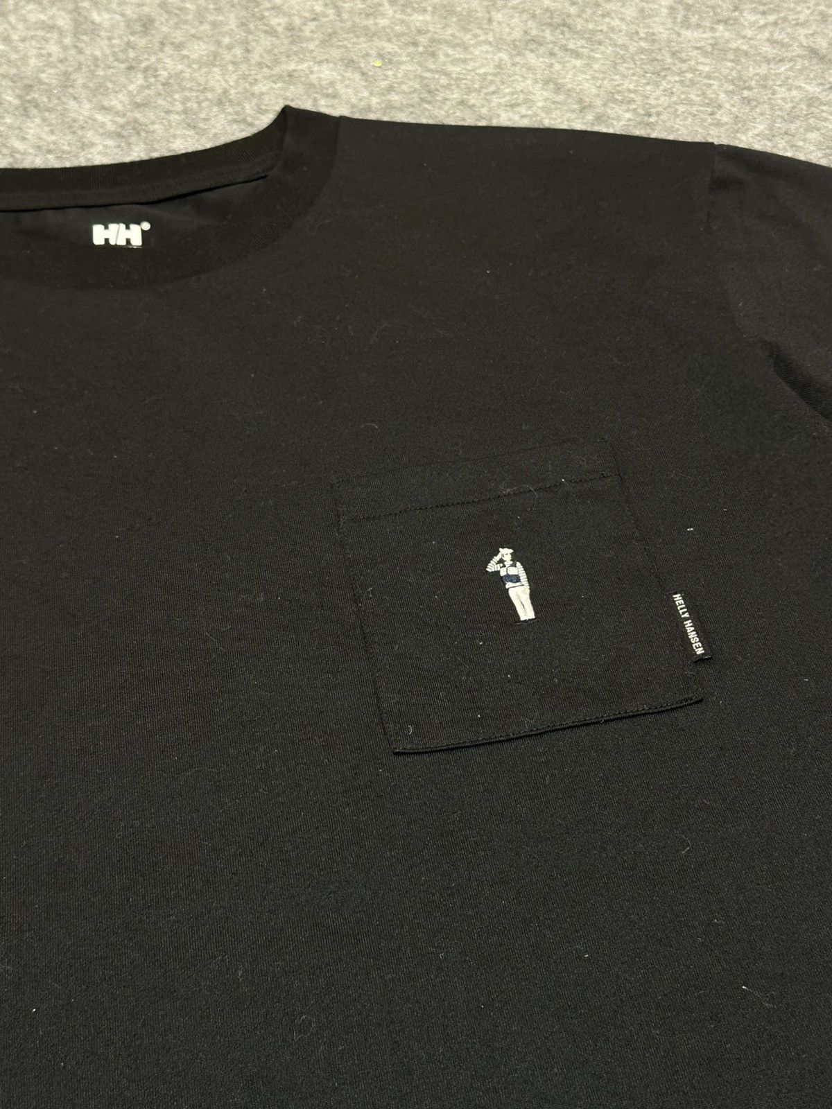 Helly Hansen Helly Hansen short-sleeved T-shirts. Size US L / EU 52-54 / 3 - 2 Thumbnail