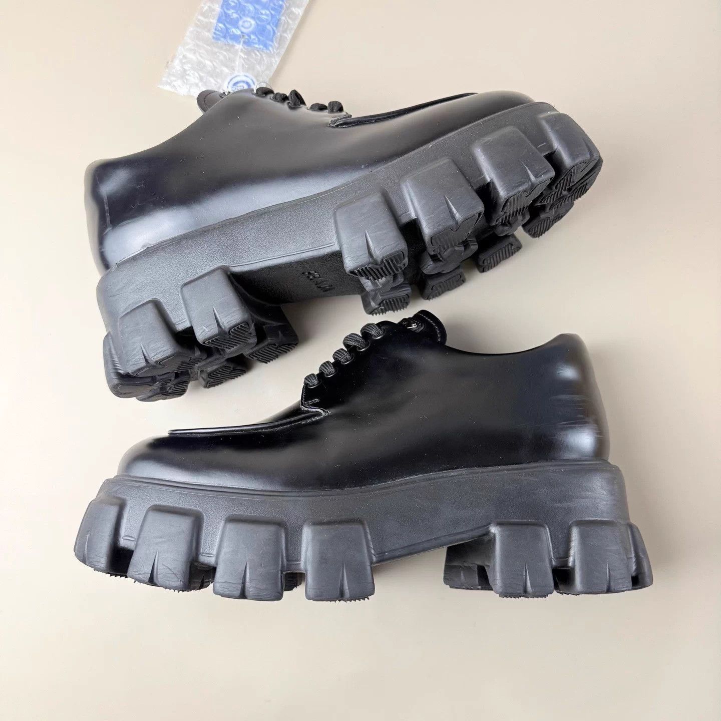 Prada Prada Black Triangle Logo Platform Gear Sneakers EU38.5 Size US 7.5 / IT 37.5 - 5 Thumbnail