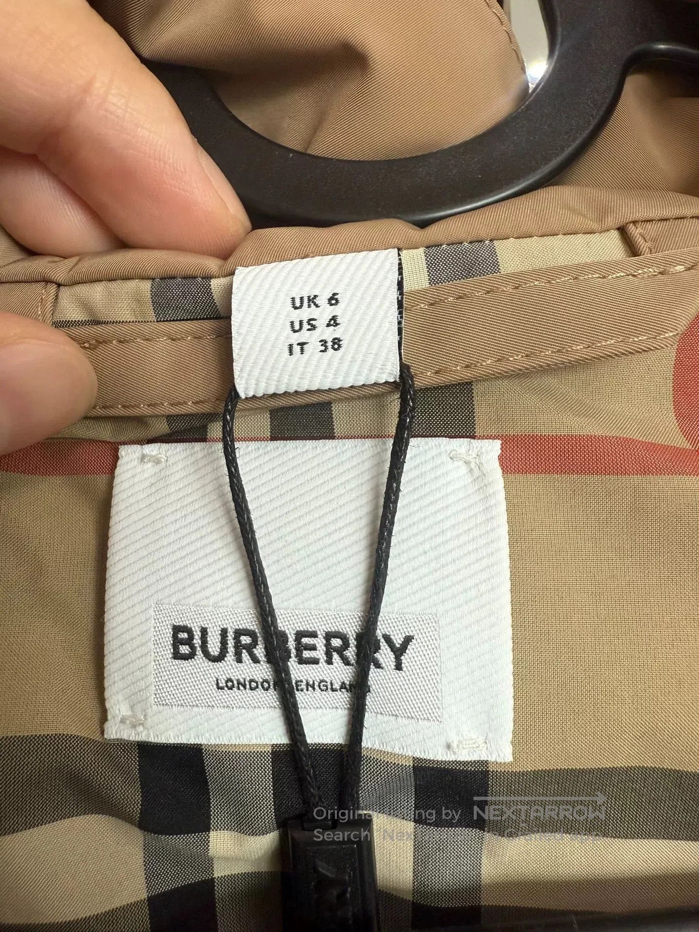 Burberry Burberry Detachable Hood Check Trench. Size S / US 4 / IT 40 - 2 Thumbnail