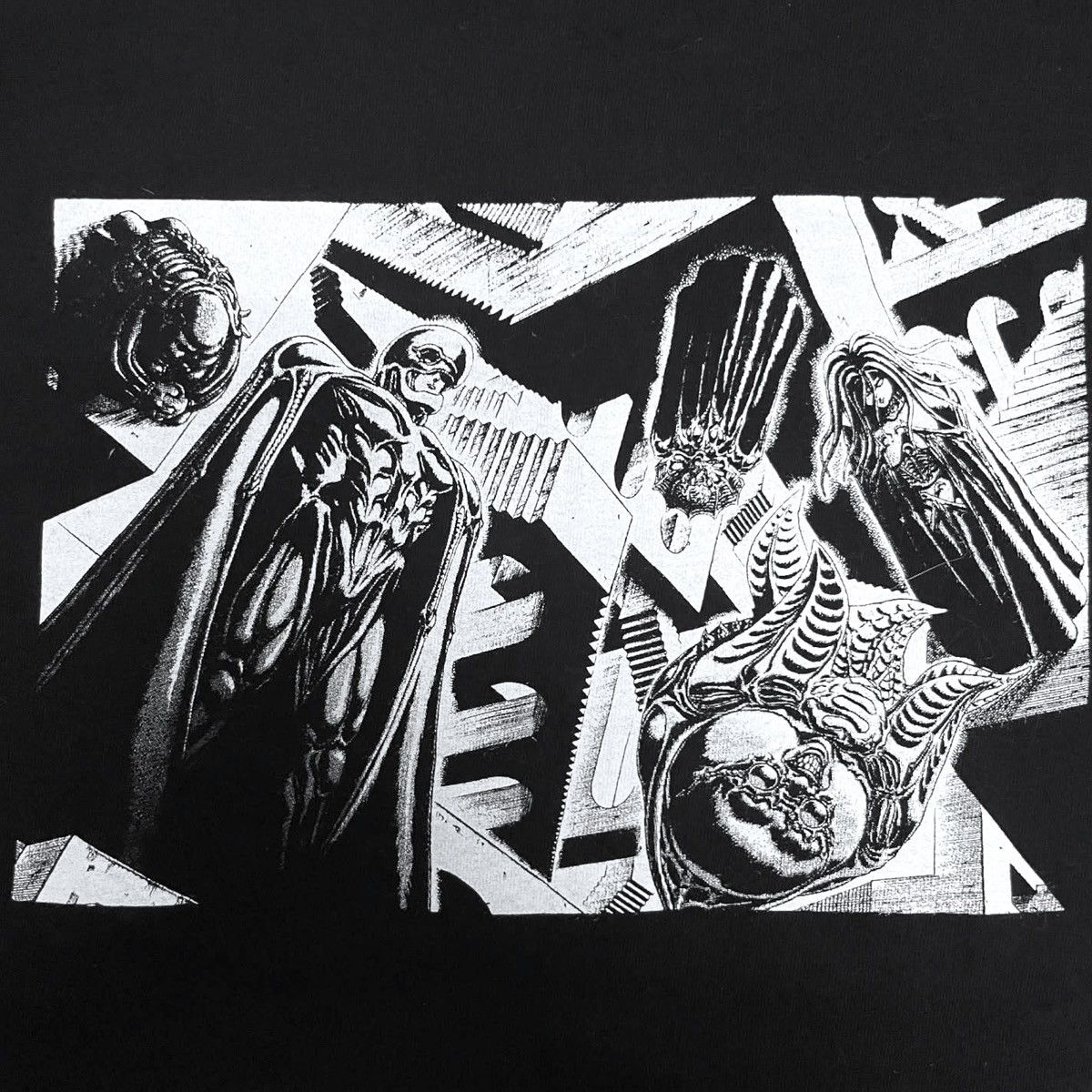 Anime Berserk x Hakabagarou God Hand Exhibition Limited TEE Size US XL / EU 56 / 4 - 4 Thumbnail