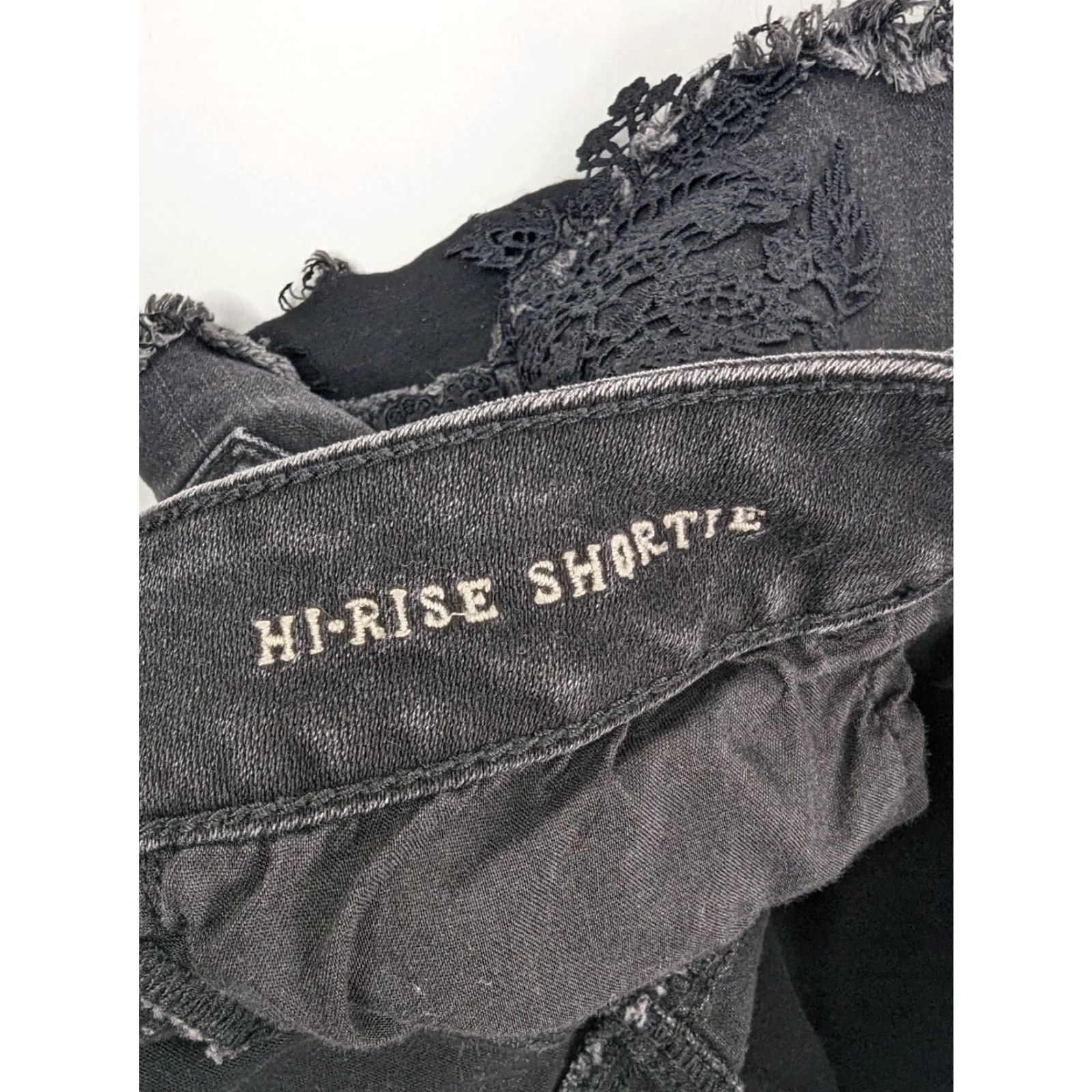 American Eagle Outfitters American Eagle Outfitters Shortie Denim Black 10 Womens High Rise Stretch 5-Pocket Button Zipper Fringe Embroidered Lace Detail Casual Short Size 32" / US 10 / IT 46 - 7 Thumbnail