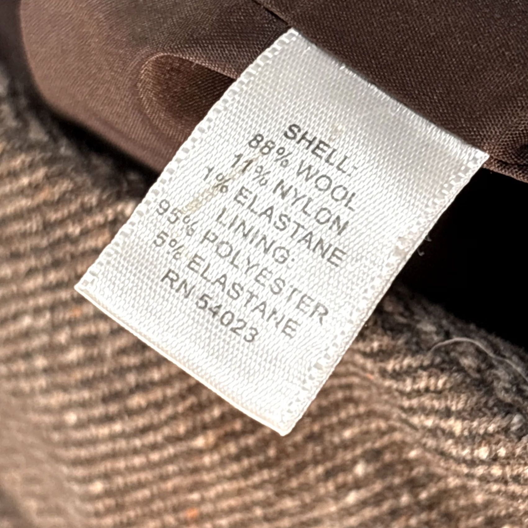 Banana Republic VINTAGE Banana Republic Wool Skirt Womens 0 Herringbone Brown Pencil 90s Brown Womens 0 Vintage 90s Skirt Women Mens Girls? Size 25" / US 0 / IT 36 - 5 Thumbnail