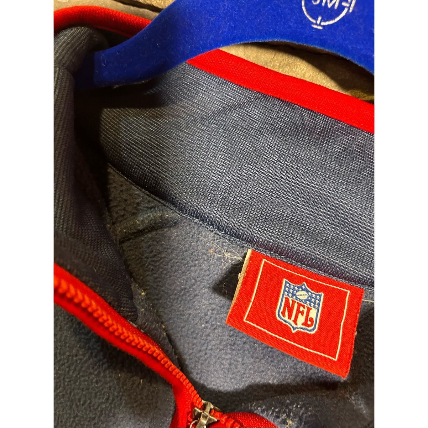 NFL Size XL - Vintage Y2K NFL Brand Tennessee Titans Fleece Embr Size US XL / EU 56 / 4 - 4 Thumbnail