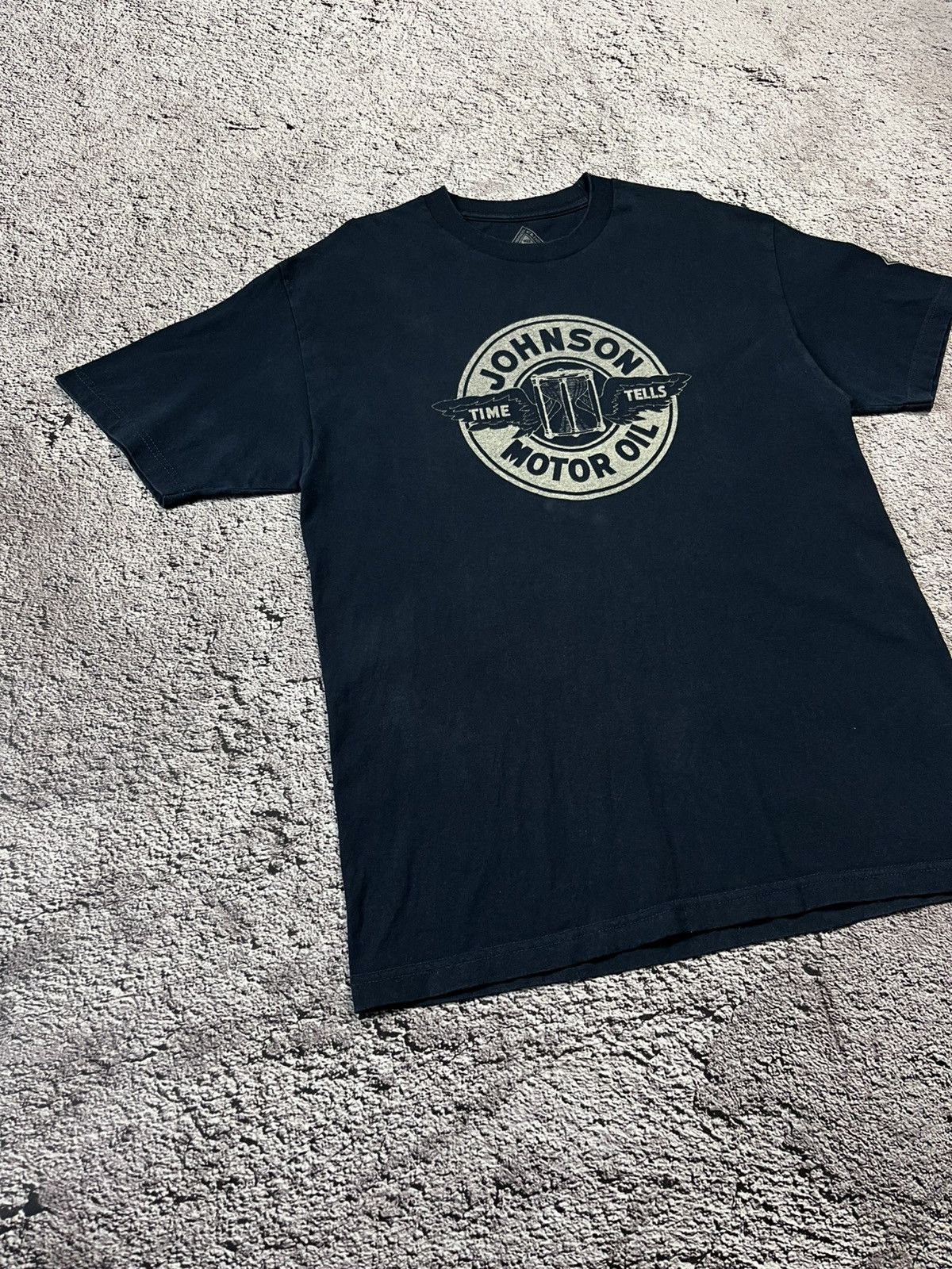 Other Johnson Motors Inc. “Motor Oil” Graphic T-Shirt Size L Size US L / EU 52-54 / 3 - 4 Thumbnail