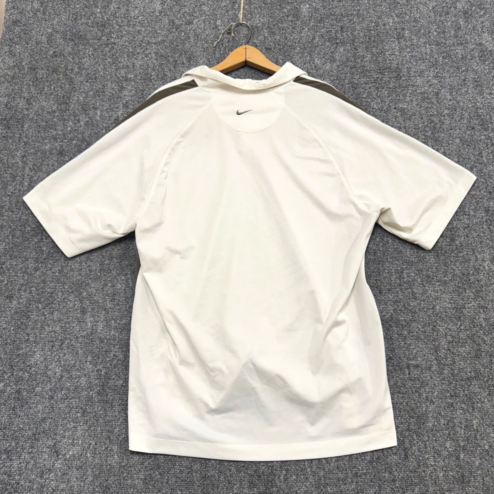 Nike Nike Polo Shirt Men XL 2008 Beijing Budweiser Stained 1/4 Button Up White Size US XL / EU 56 / 4 - 2 Thumbnail