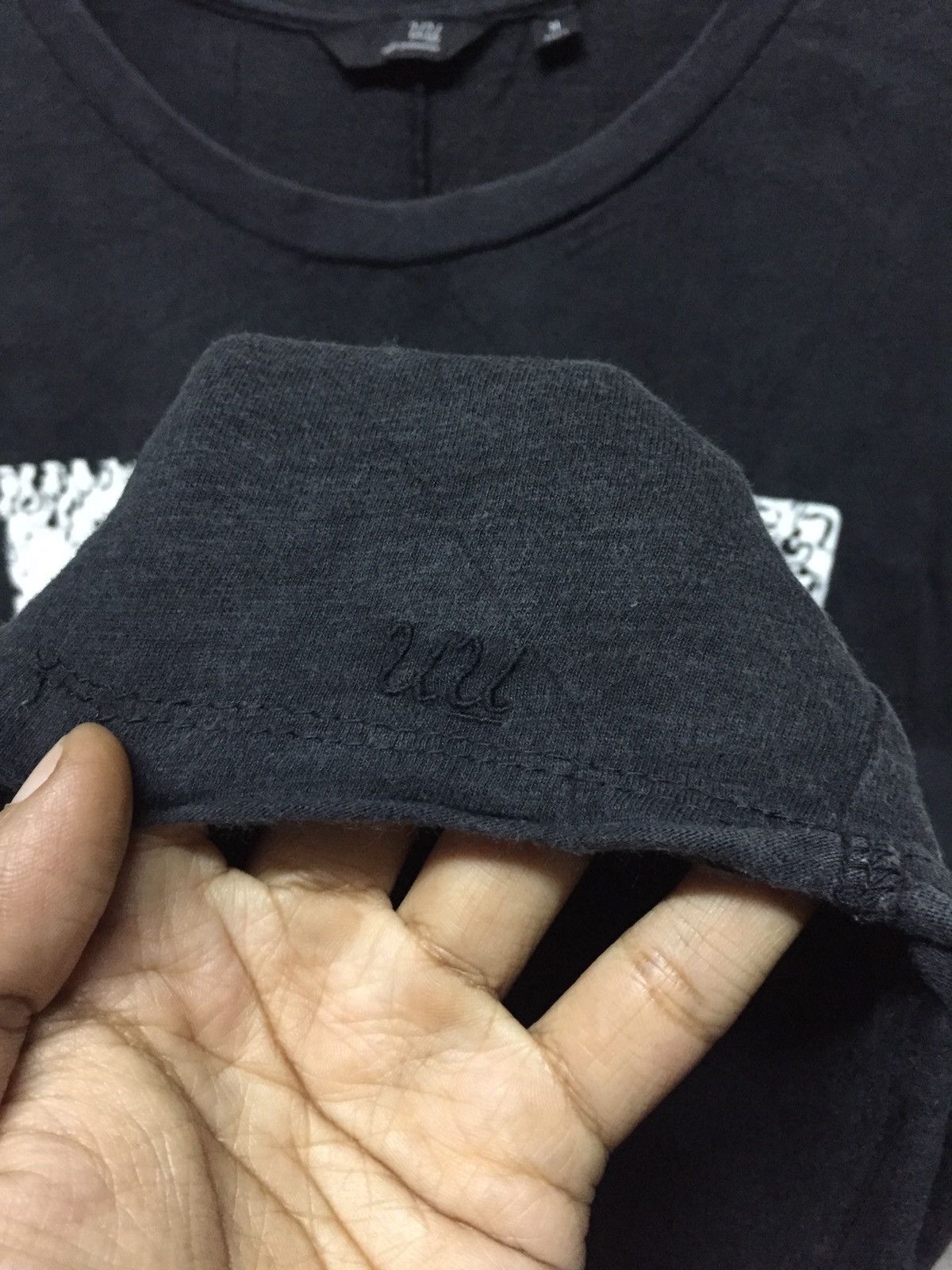 Undercover × Uniqlo Uniqlo Undercover Thrashed Distressed Punk Tee Size US M / EU 48-50 / 2 - 3 Thumbnail