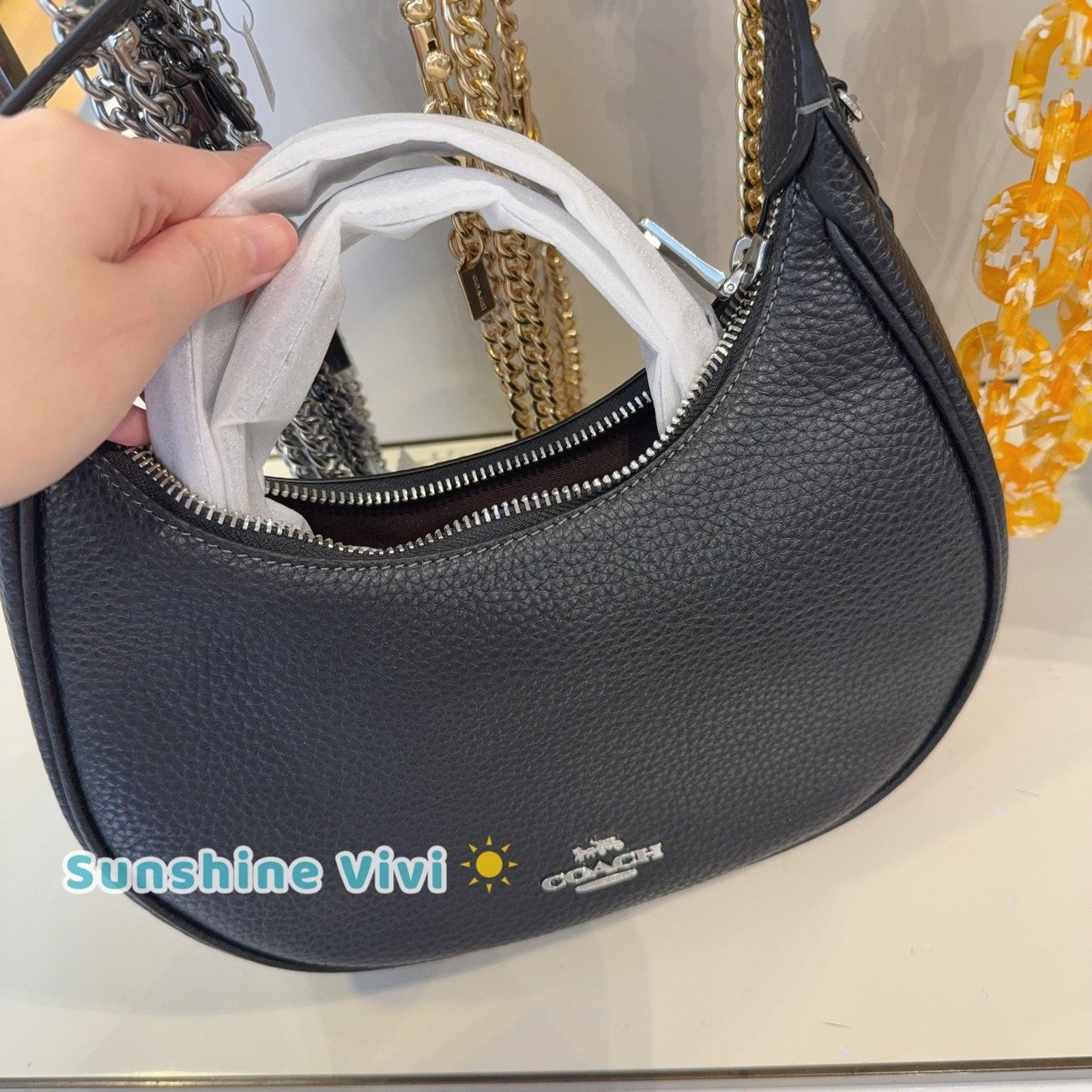 Coach NWT Coach Emily Shoulder Bag Silver/Black CDW87 leather Size ONE SIZE - 4 Thumbnail