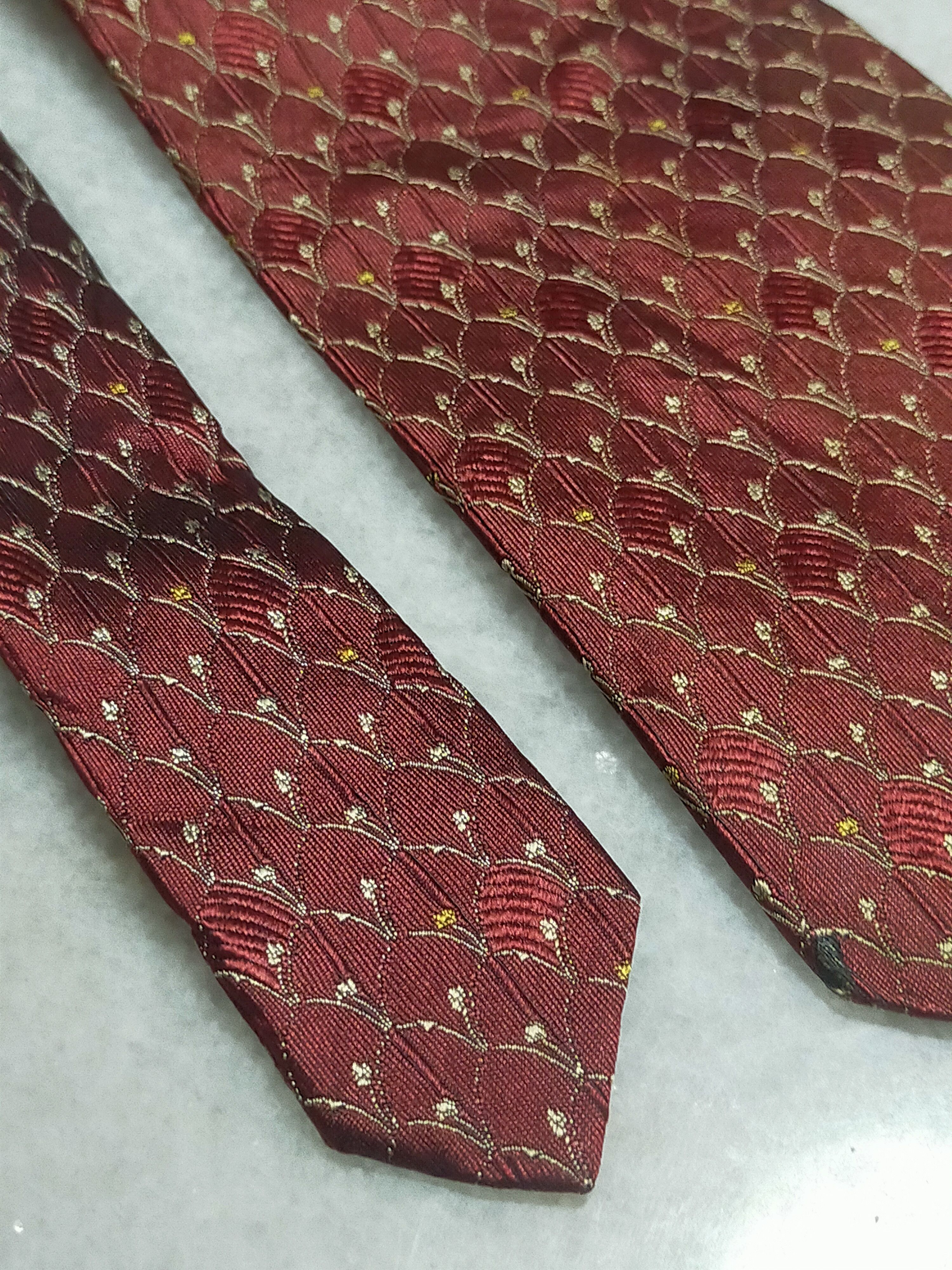 Yves Saint Laurent YVES SAINT LAURENT MAROON LUXURY SILK TIE Size ONE SIZE - 4 Thumbnail