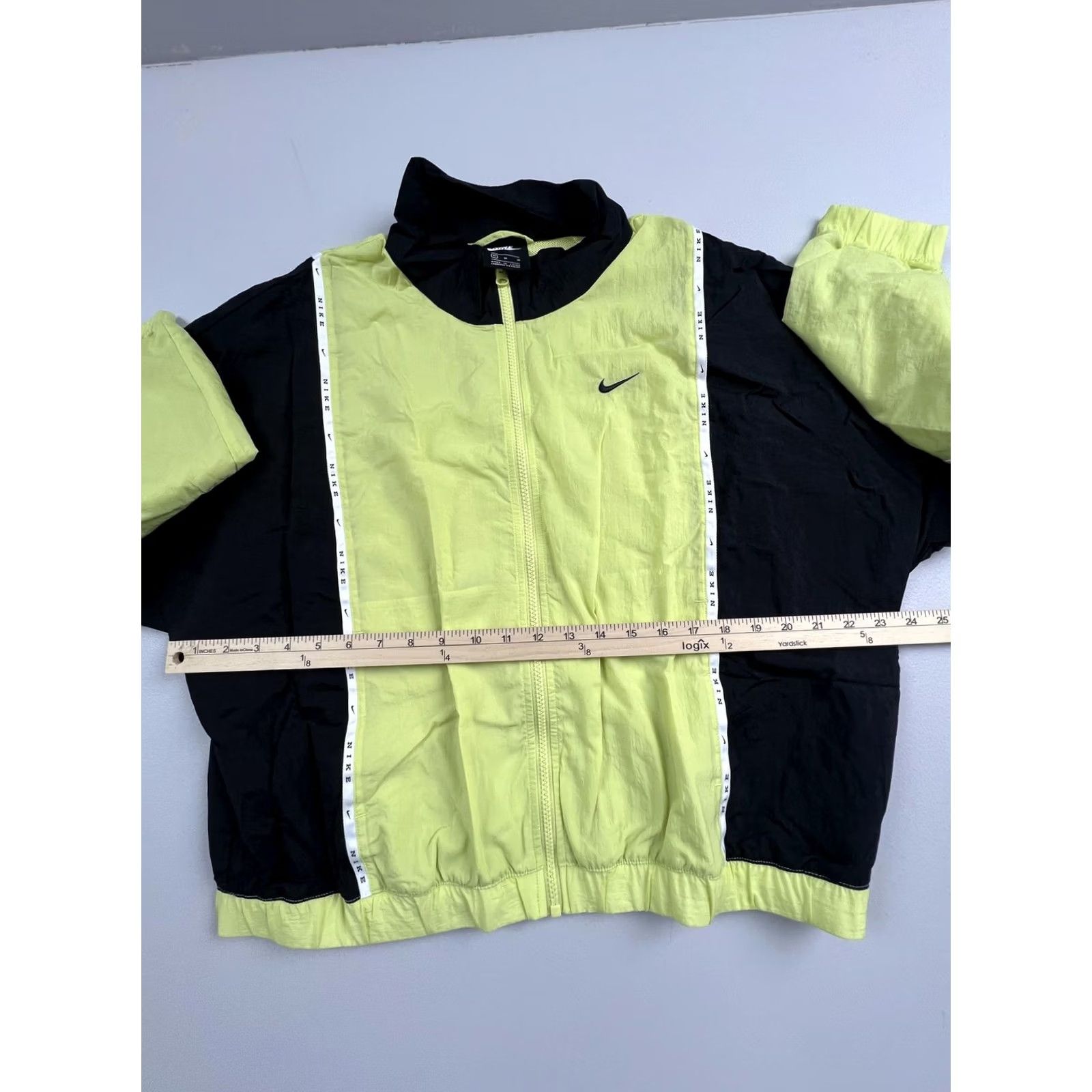 Nike Nike Jacket Mens M Yellow Black Full Zip Windbreaker Colorblock Athletic Size US M / EU 48-50 / 2 - 6 Thumbnail