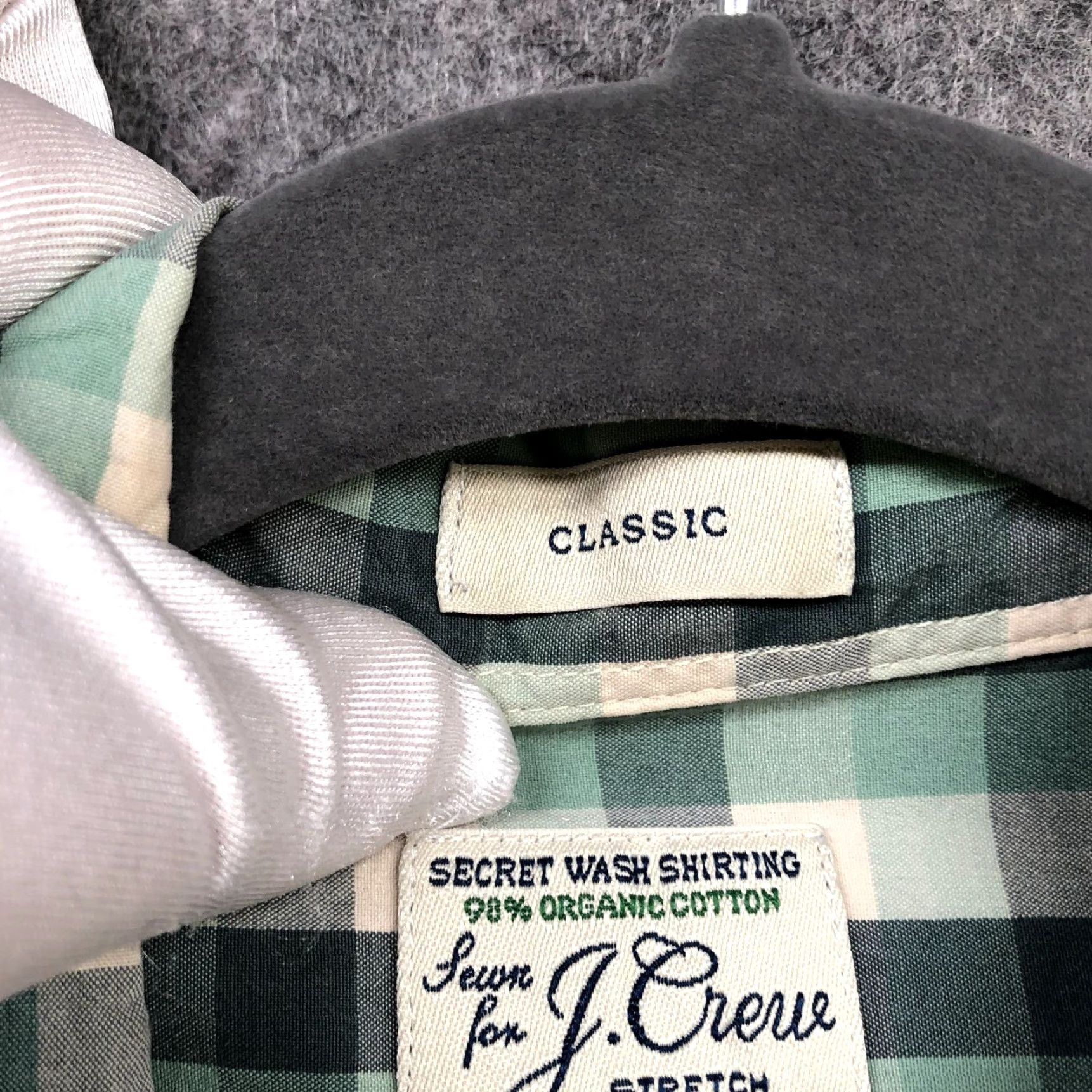 J.Crew J. Crew Long Sleeve Button-Down Shirt Mens L Green Plaid Secret Wash Classic Shirt Men L Green Plaid Secret Wash Shirting Classic Size US L / EU 52-54 / 3 - 6 Thumbnail