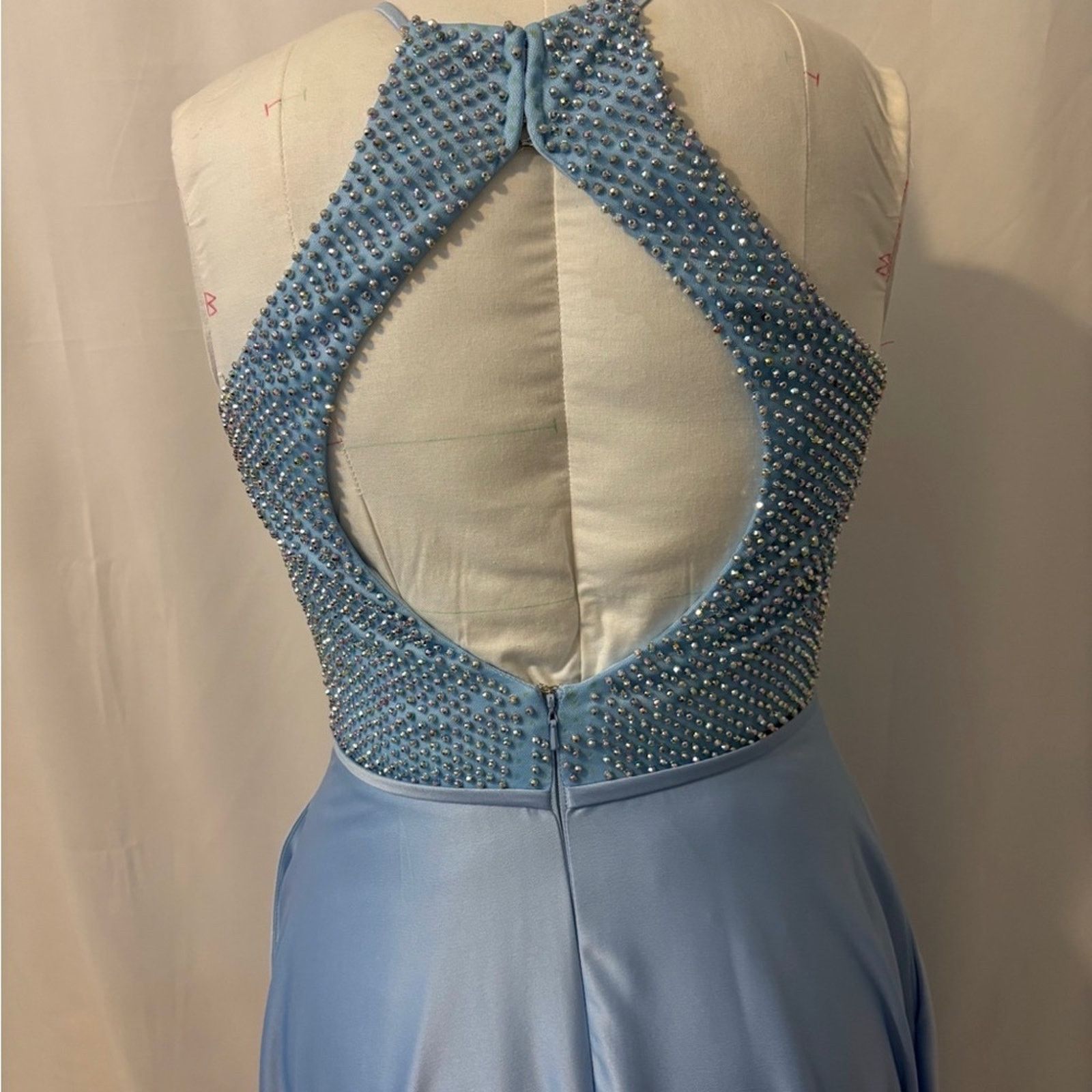 Other La Femme Light Blue Bead High Neck Cut Out Formal Prom Dress Size S / US 4 / IT 40 - 3 Thumbnail