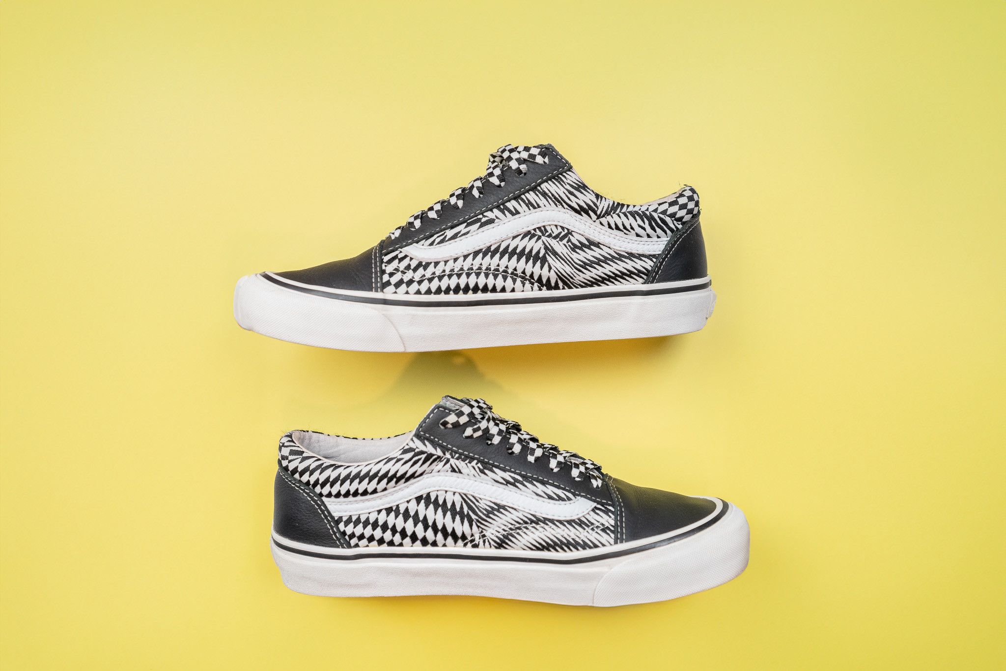 END. × Vans Vans Old Skool End Vertigo Size US 9 / EU 42 - 2 Thumbnail