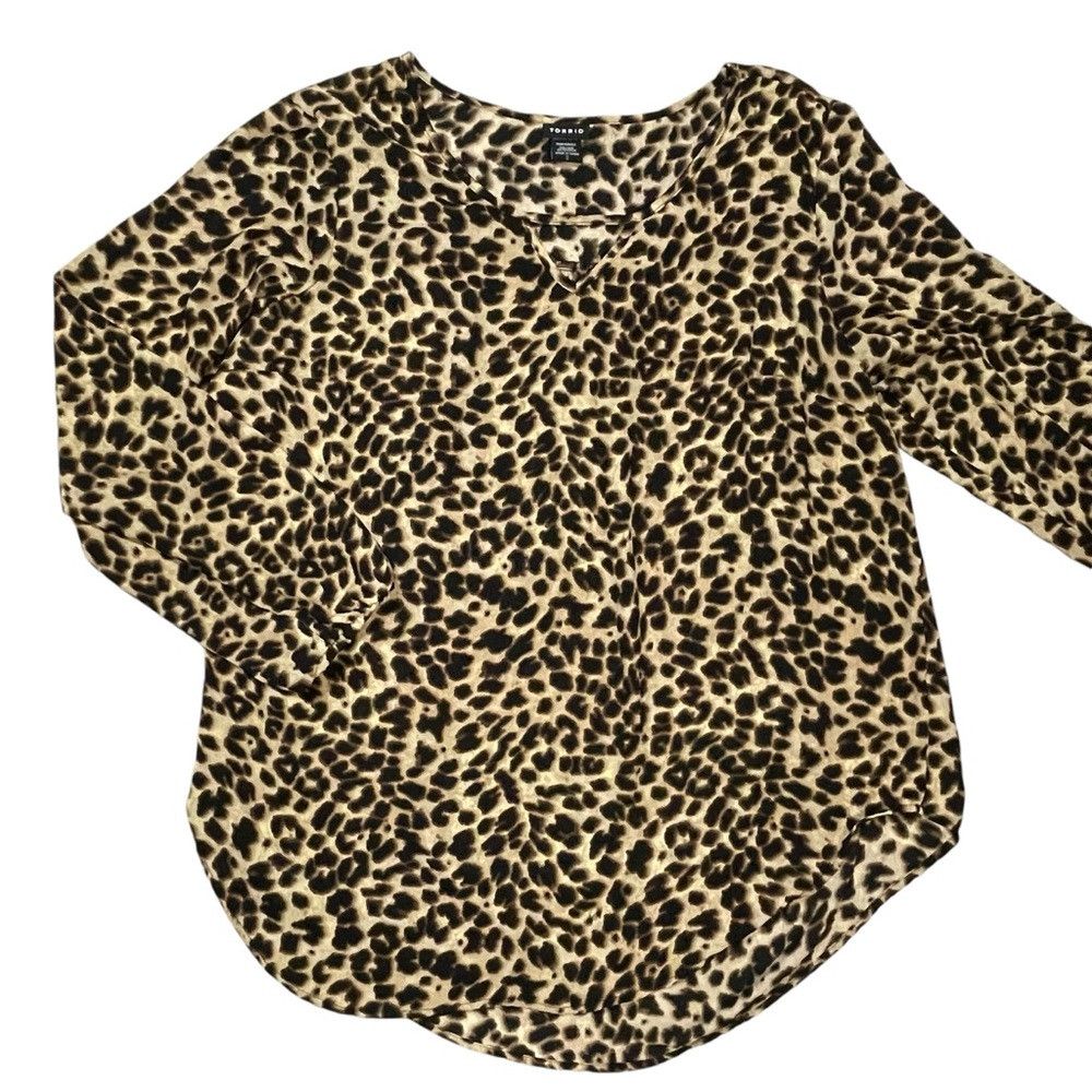 Torrid Torrid Animal Leopard Print Long Sleeve Keyhole Neck Blouse Size XXL / US 16-18 / IT 52-54 - 6 Thumbnail