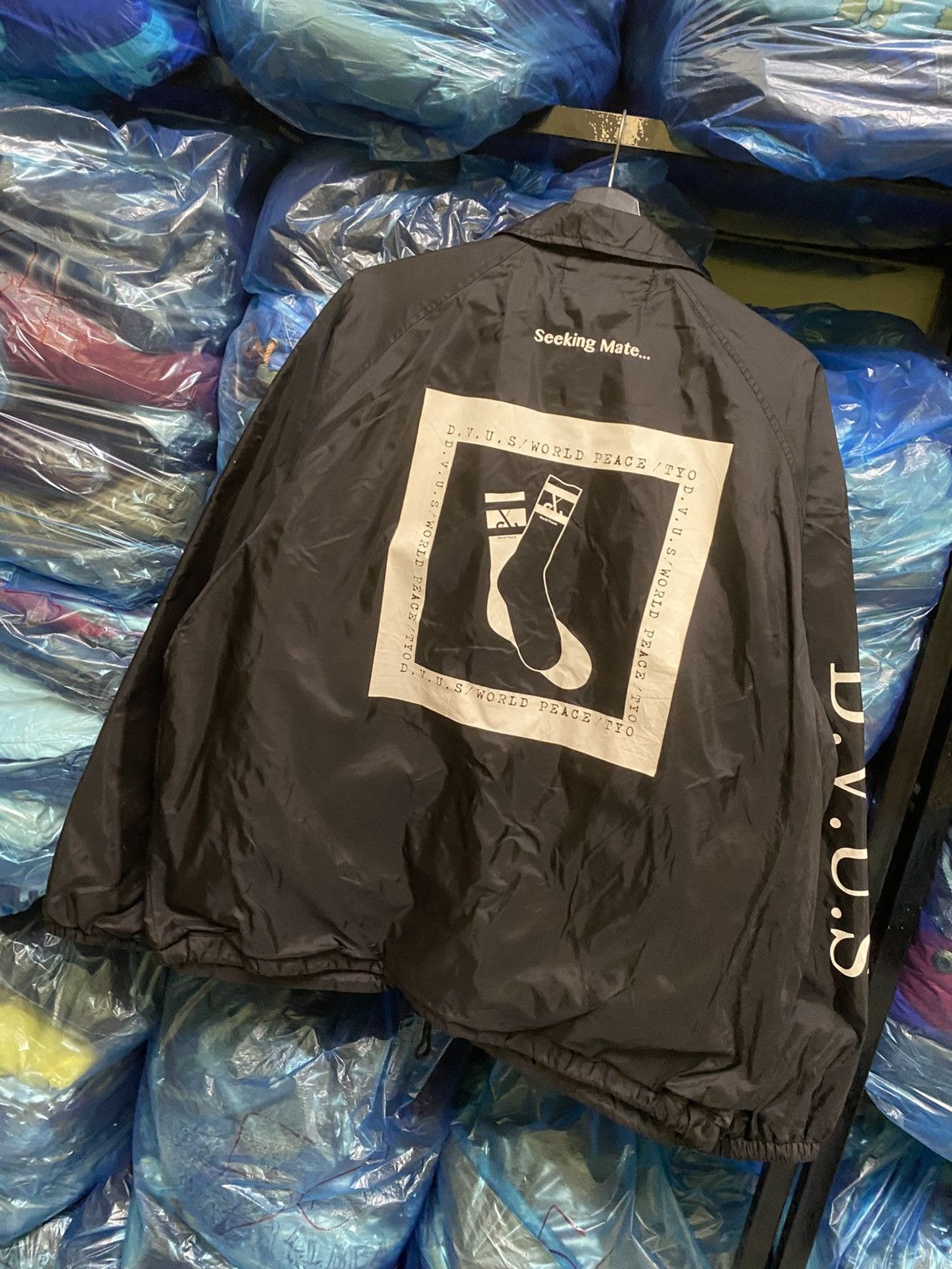 Other VINTAGE DIVUS WORLD PRESS NYLON COACH JACKET Size US L / EU 52-54 / 3 - 7 Thumbnail