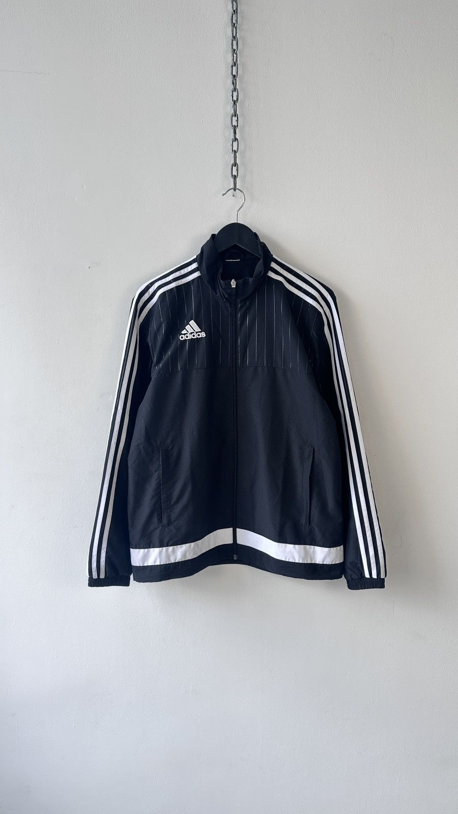 Adidas Vintage Adidas Tracksuit Top Jacket Black Terrace Casuals M Size US M / EU 48-50 / 2 - 1 Thumbnail