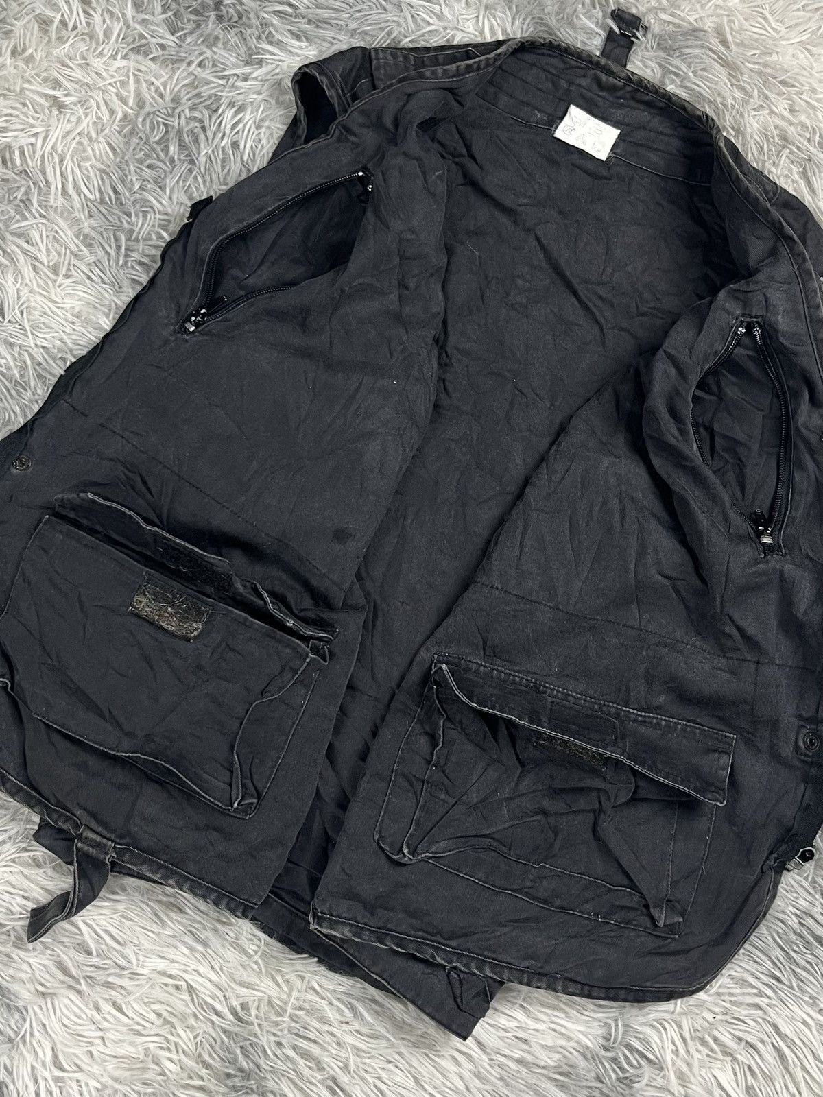 Vintage Vintage Multi-Pocket Cargo Vest jacket Size US M / EU 48-50 / 2 - 8 Thumbnail