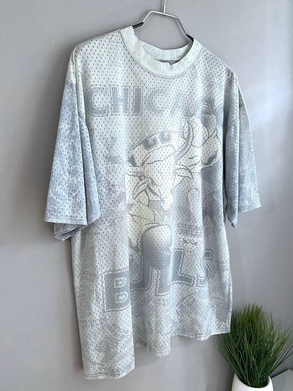 NBA Vintage NBA 90s Chicago Bulls Merch T-Shirt, Size L Size US L / EU 52-54 / 3 - 2 Thumbnail
