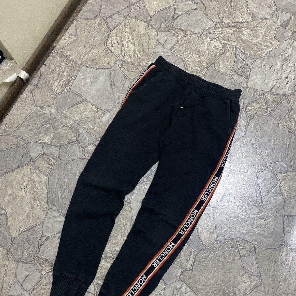 Moncler Moncler Sweatpants Size US 28 / EU 44 - 2 Thumbnail