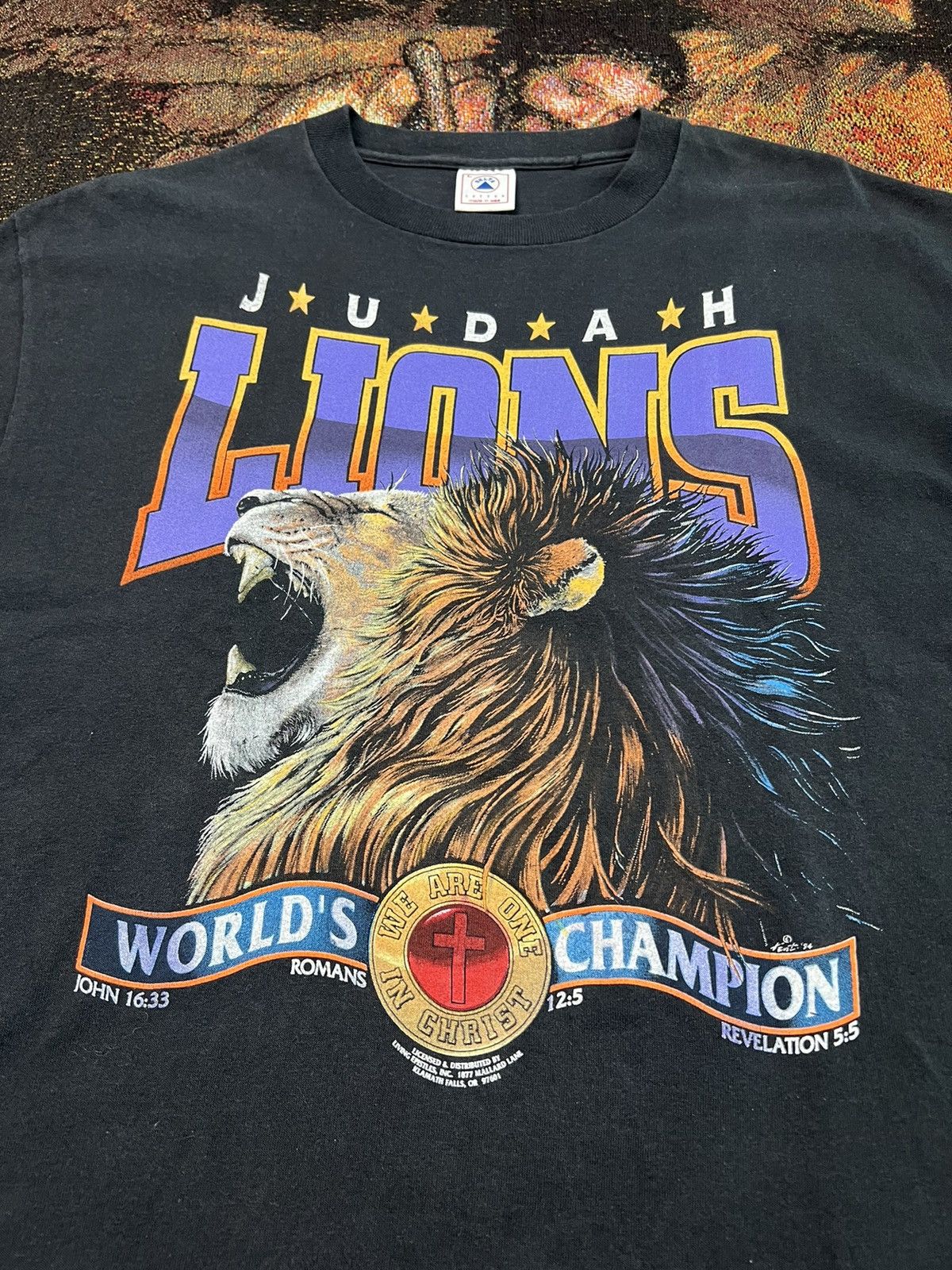 Vintage Vintage Living Epistles Juddah Lions Tee Size US XL / EU 56 / 4 - 1 Thumbnail