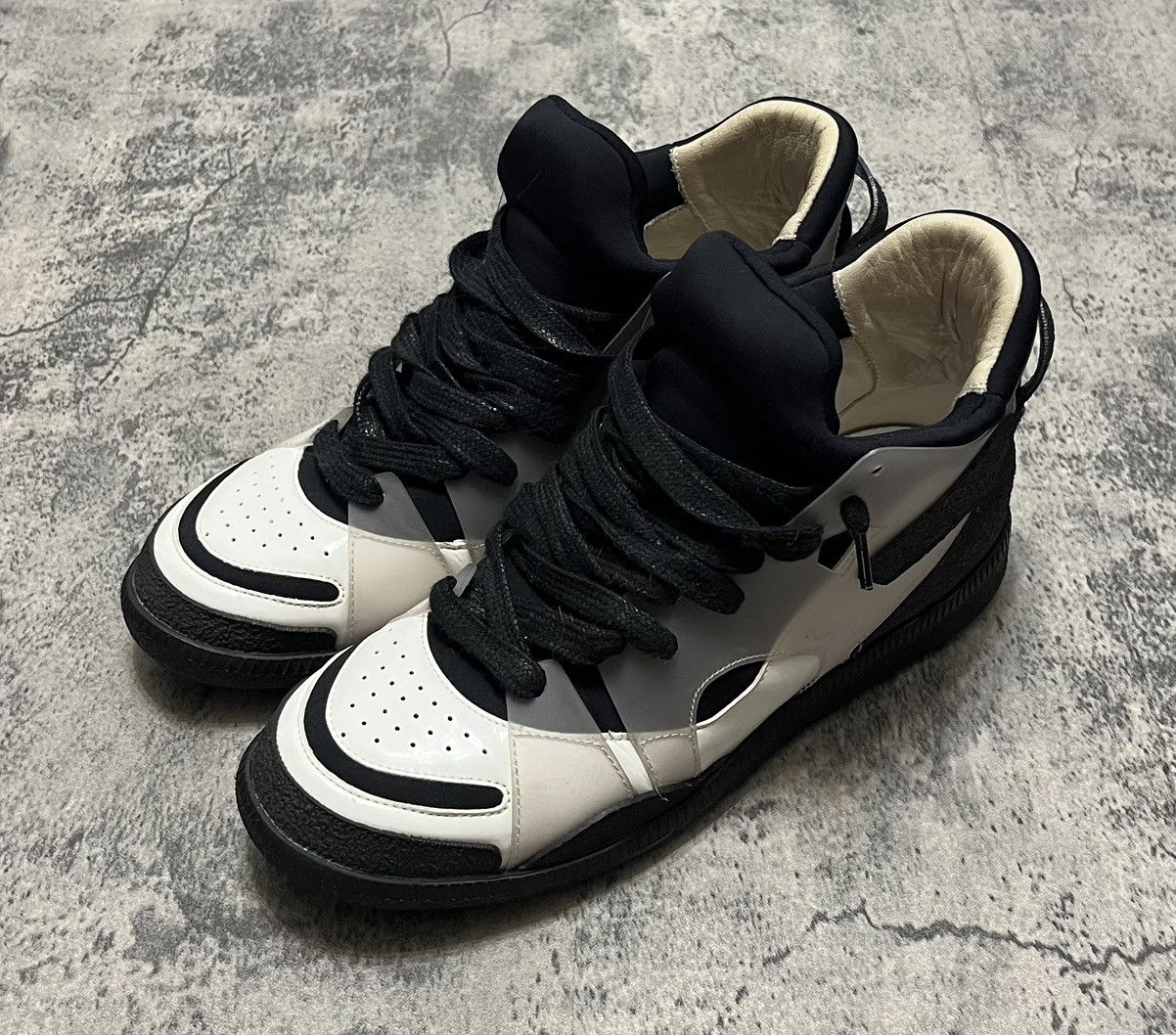 Maison Margiela Maison Margiela High Top Sneakers Size US 7 / EU 40 - 1 Thumbnail