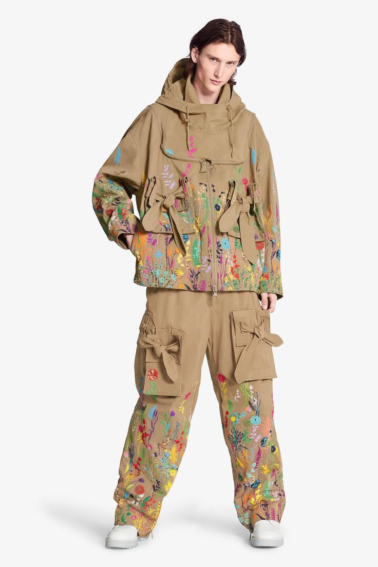 Louis Vuitton Louis Vuitton Flower Embroidered Cargo Pants Size US 34 / EU 50 - 2 Thumbnail