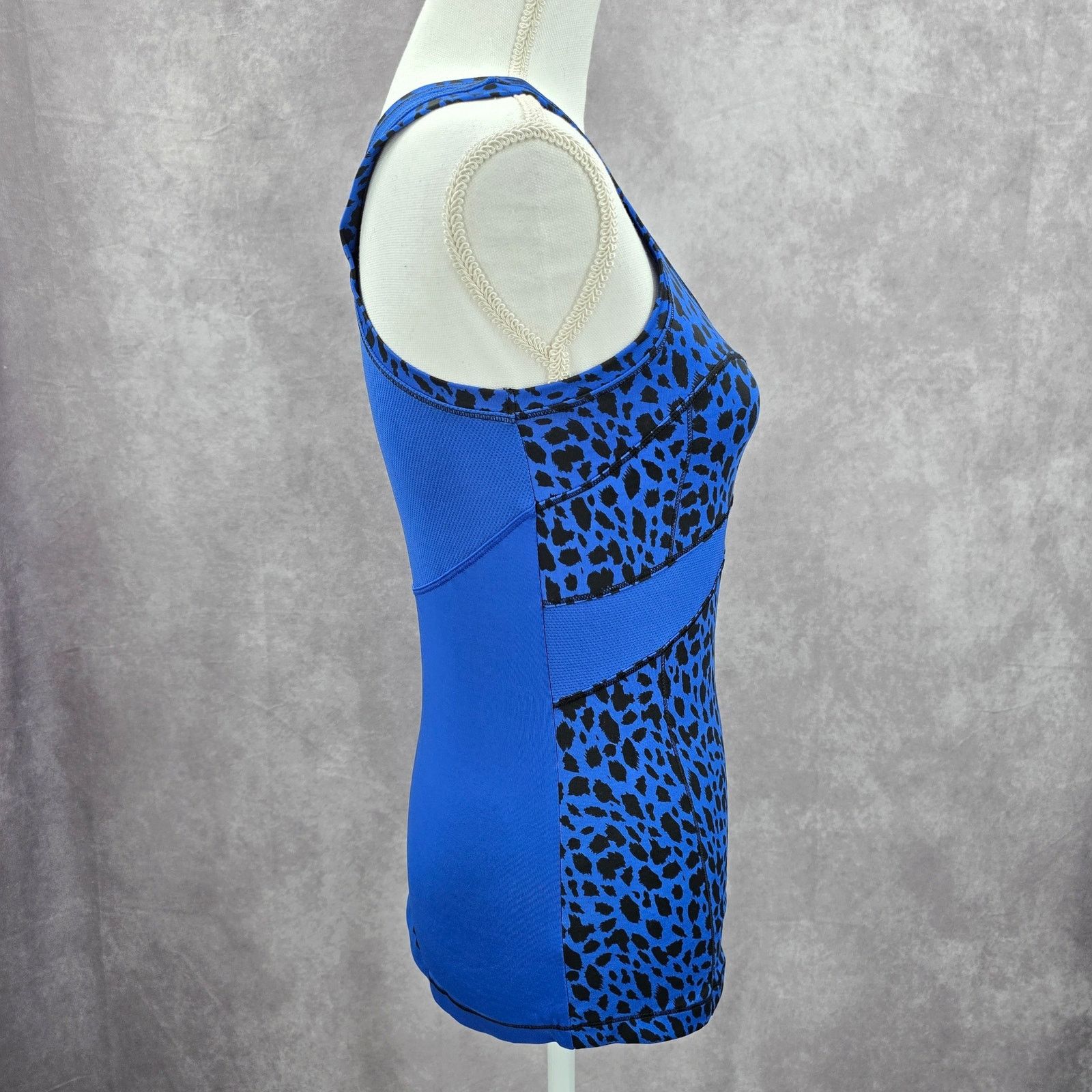 Other Standing Tree Blue Animal Print Streetwear Tank Top Small Size S / US 4 / IT 40 - 3 Thumbnail