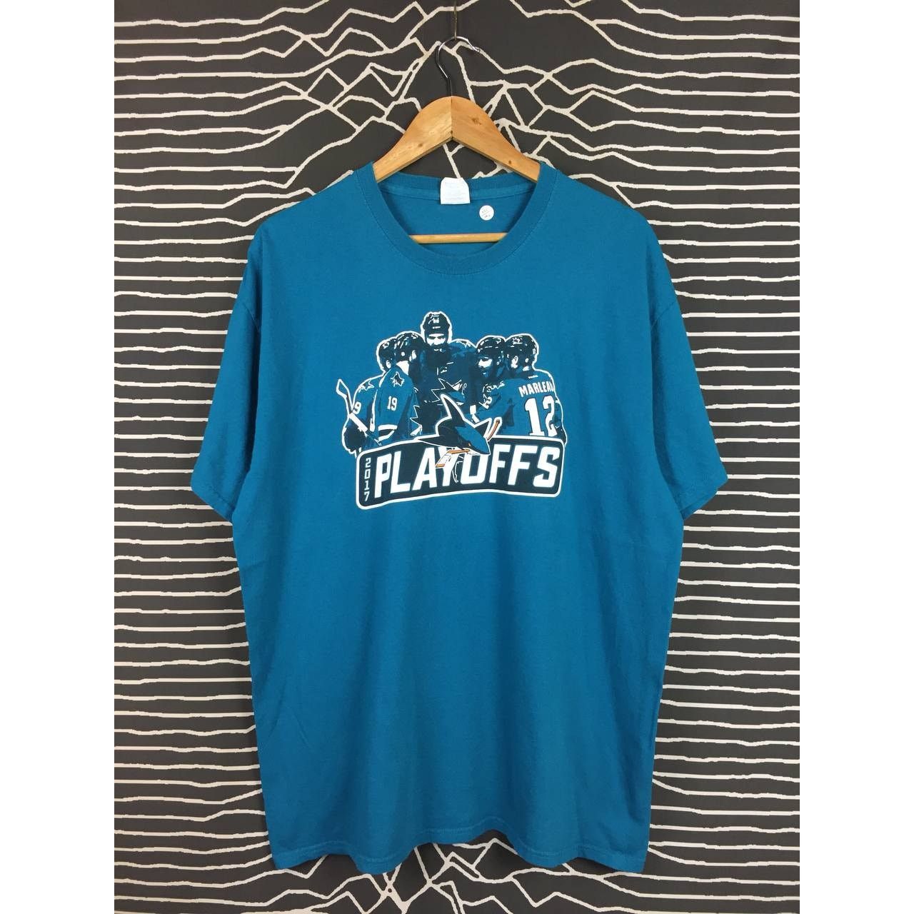 NFL × Sports Specialties San Jose Sharks 2017 NHL Playoffs Hockey Tee Size XL Size US XL / EU 56 / 4 - 1 Thumbnail