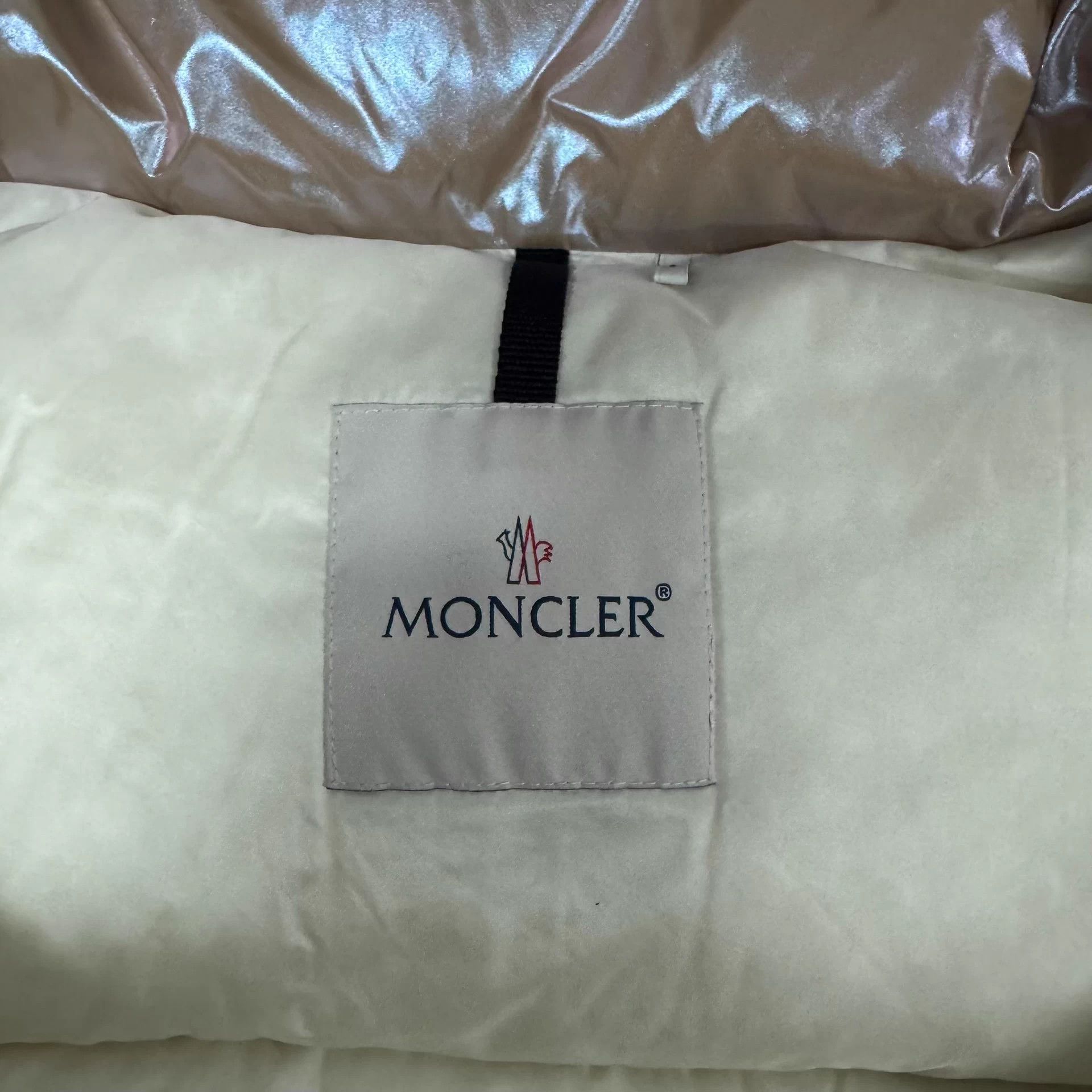 Moncler Moncler Frasne Pearl Arm Patch Logo Puffer 3 Size L / US 10 / IT 46 - 6 Thumbnail