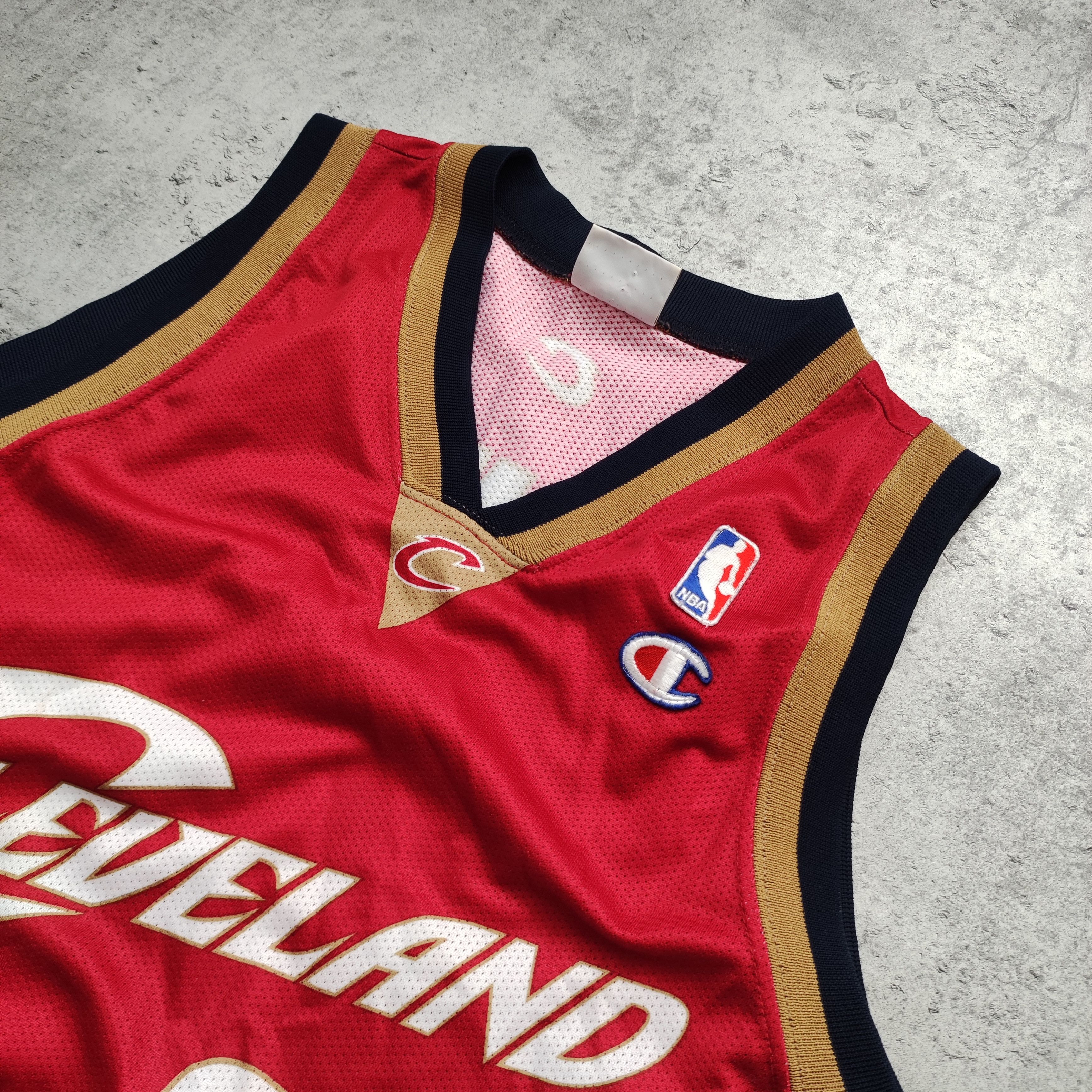 NBA × Vintage RARE 90s Champion Cleveland #23 James NBA Jersey Size US M / EU 48-50 / 2 - 6 Thumbnail