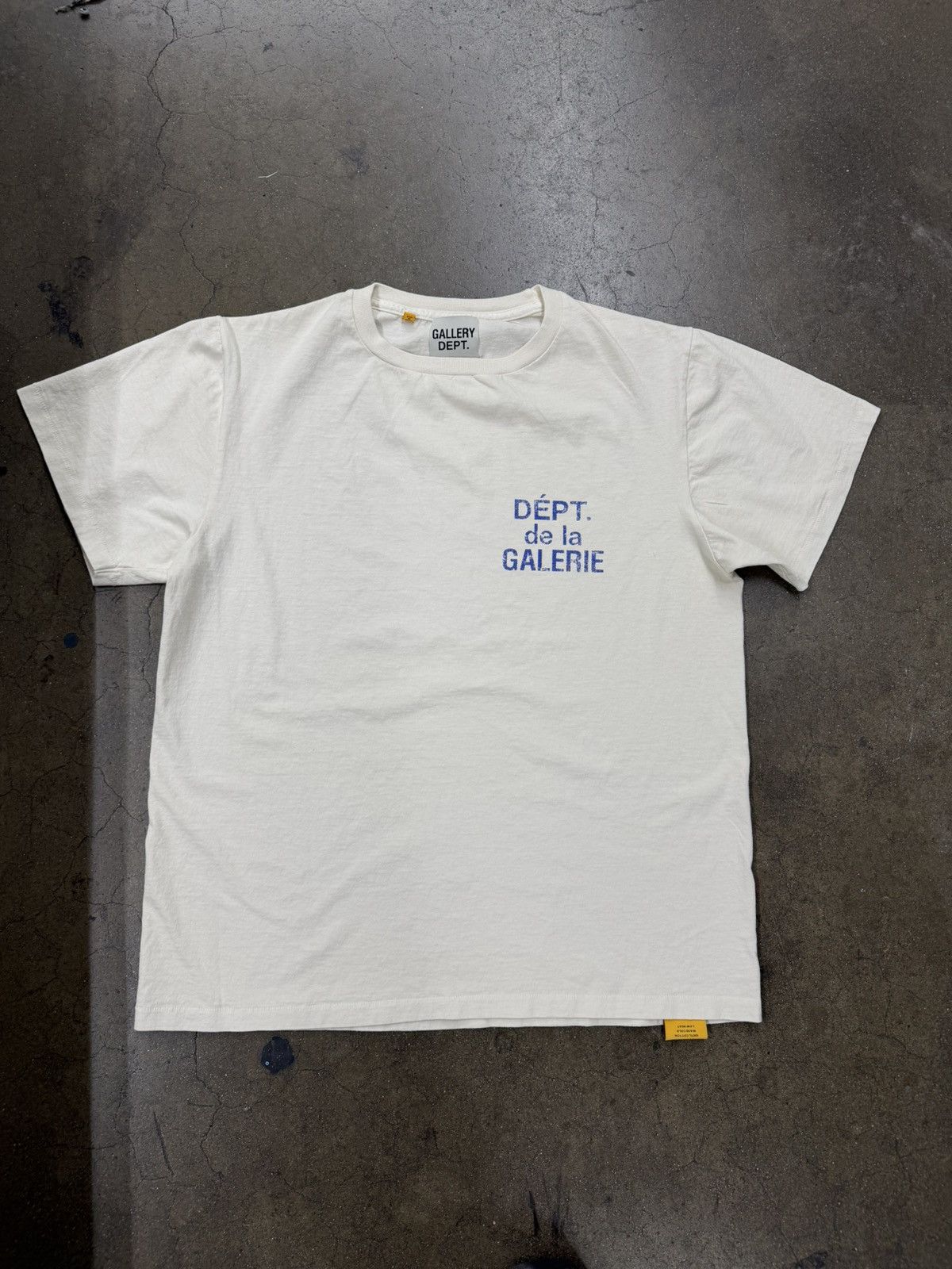 Dept tee