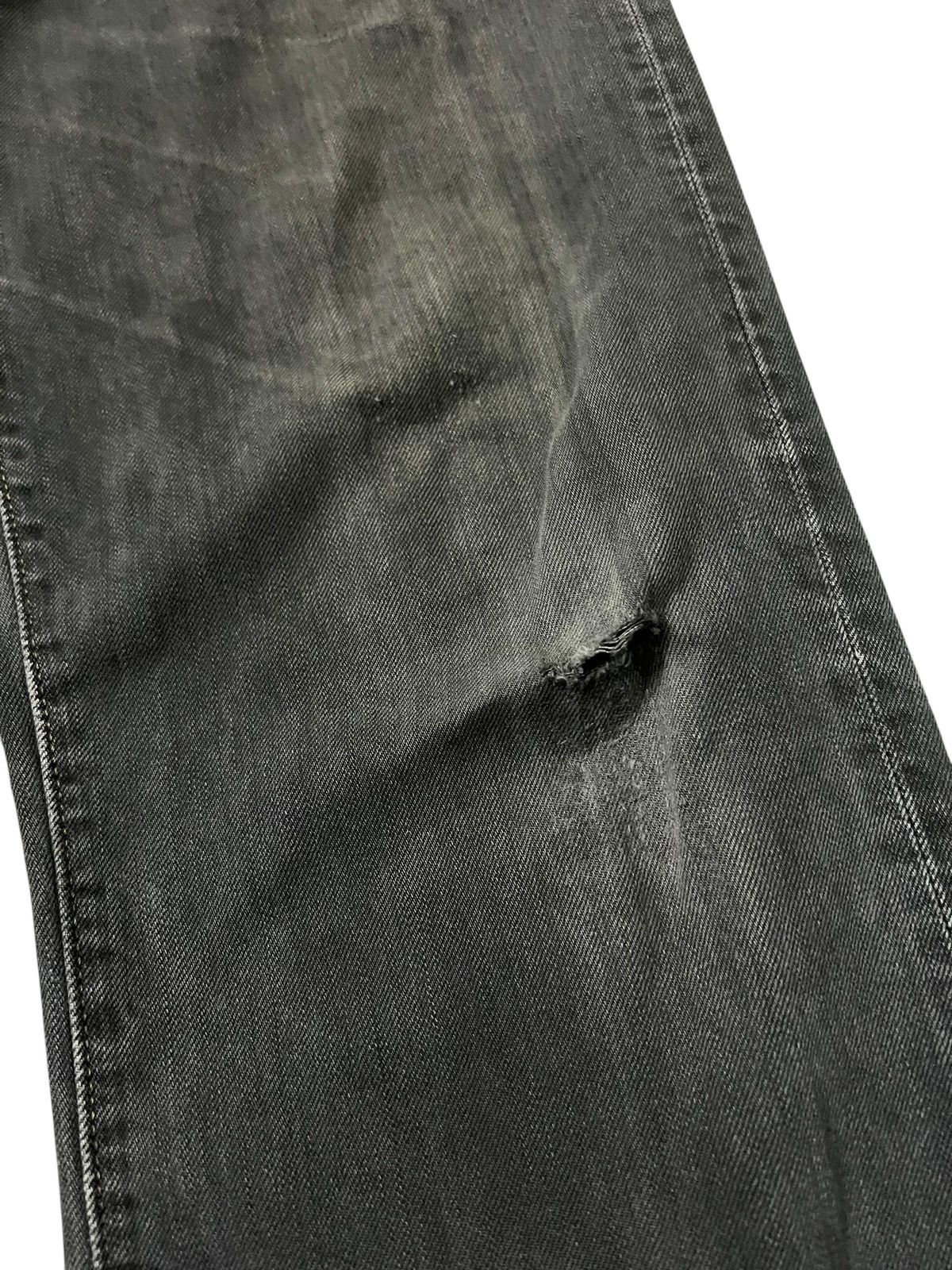 Levi's Vtg Levis 501 black Distressed Faded Jean Size US 31 - 6 Thumbnail