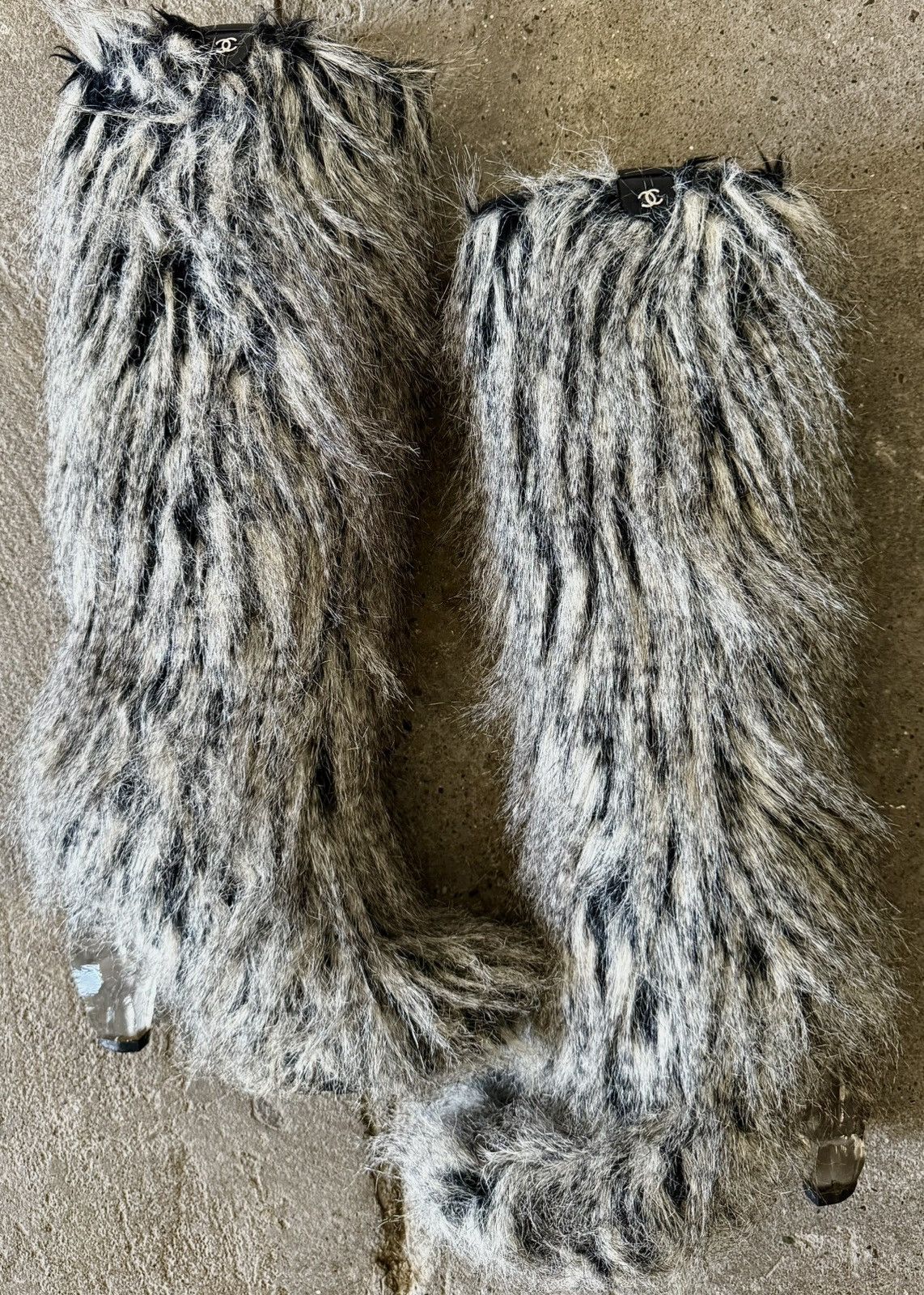 Chanel Chanel - FW2010 - Faux Fur Fantasy -Yeti Boots -Icicle Heels Size US 7 / IT 37 - 13 Thumbnail