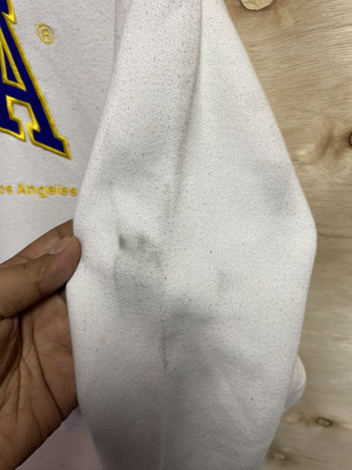 Other vintage white UCLA Bruins hoodie. Size US XL / EU 56 / 4 - 7 Thumbnail