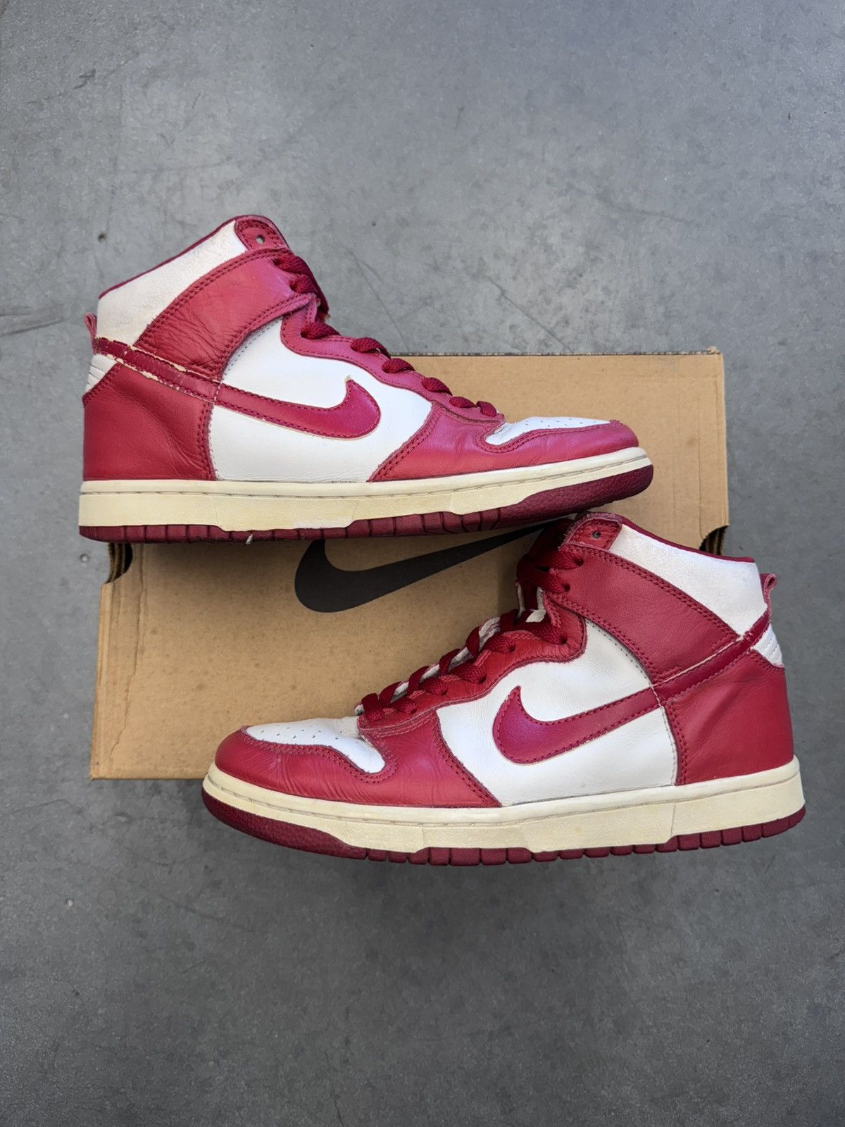 Nike 1999 Vintage Nike Dunk High LE St John Size US 8 / EU 41 - 1 Thumbnail