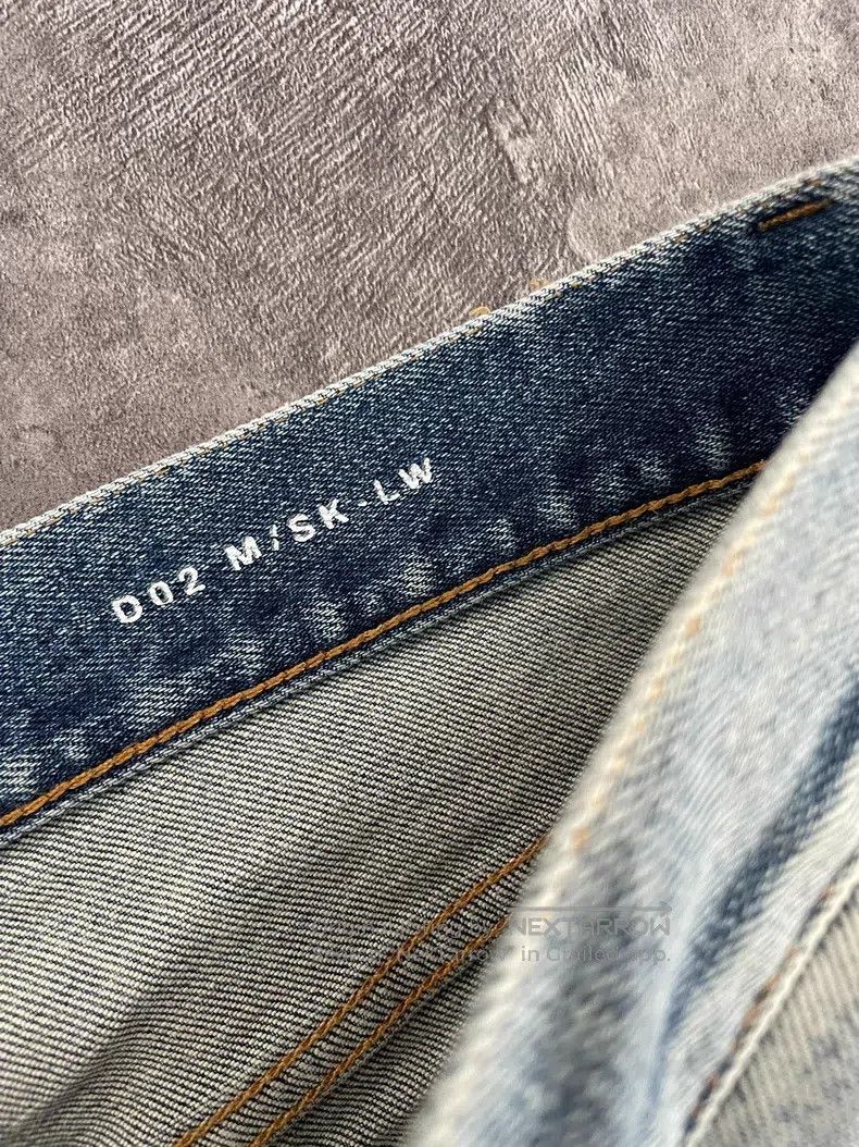 Saint Laurent Paris Saint Laurent Paris Light blue water-washed ghost claw cat Size US 31 - 4 Thumbnail