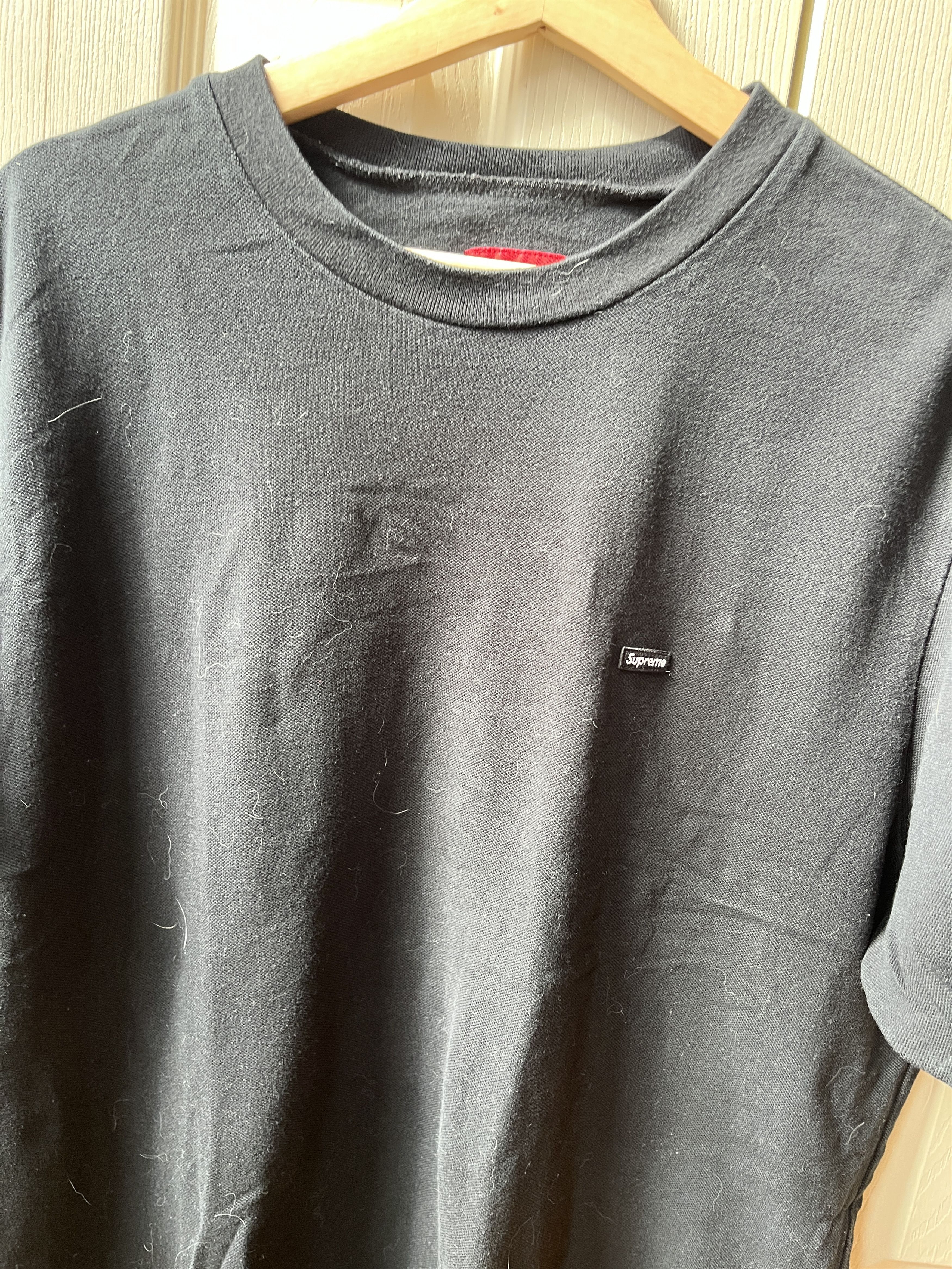 Supreme Supreme Logo T-Shirt Size US L / EU 52-54 / 3 - 4 Thumbnail